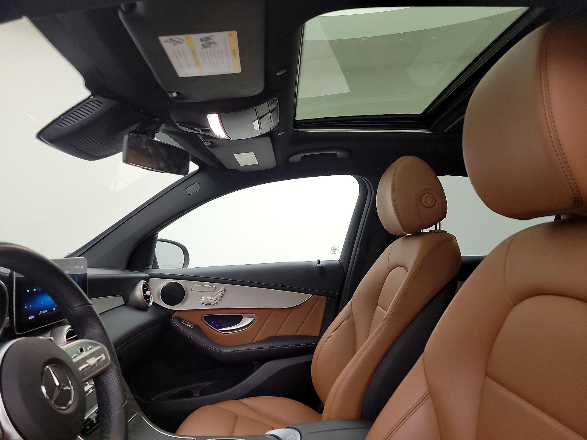 Thumbnail: 2023 Mercedes-Benz GLC - 19