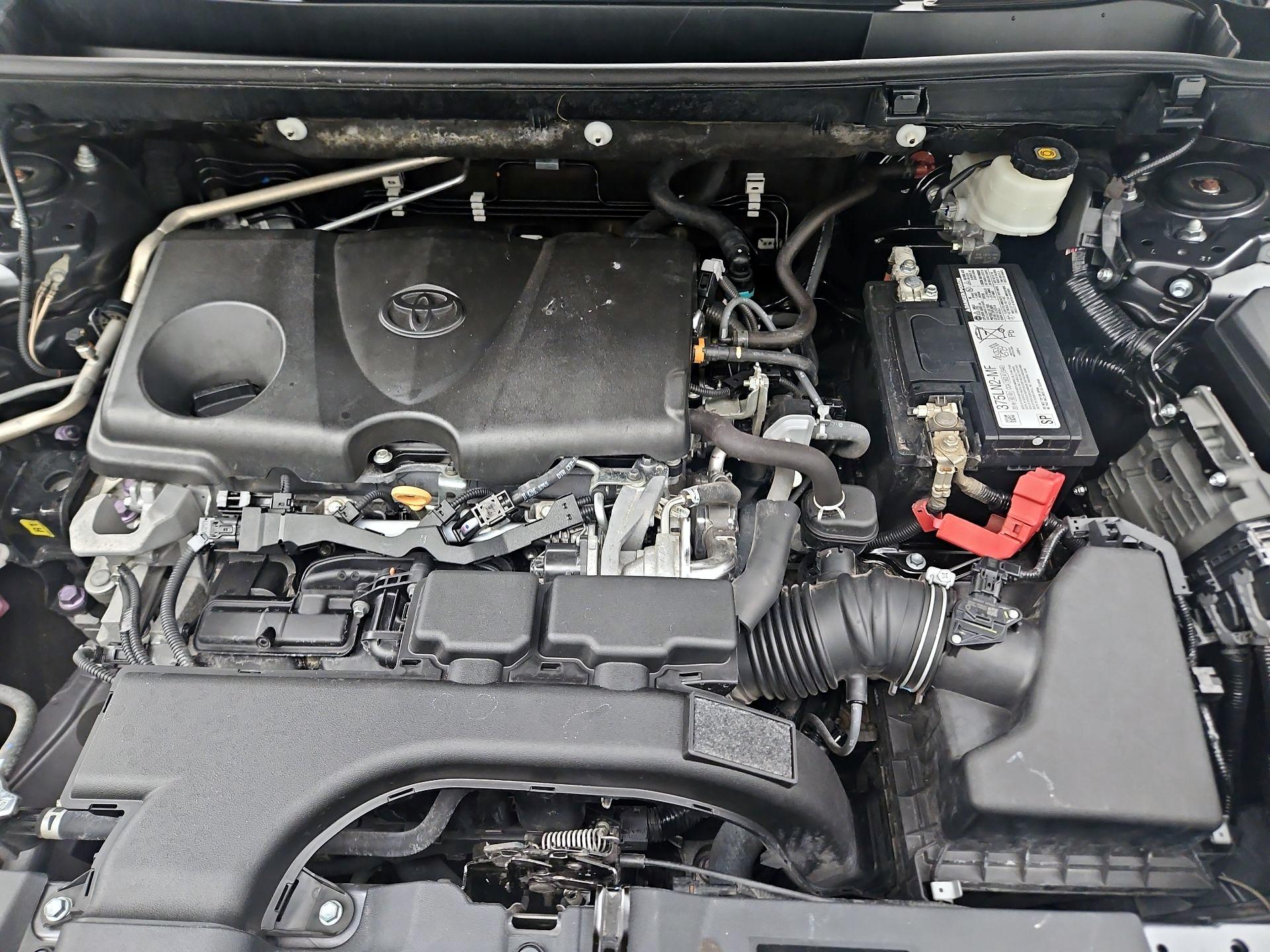 Thumbnail: 2019 Toyota RAV4 - 20