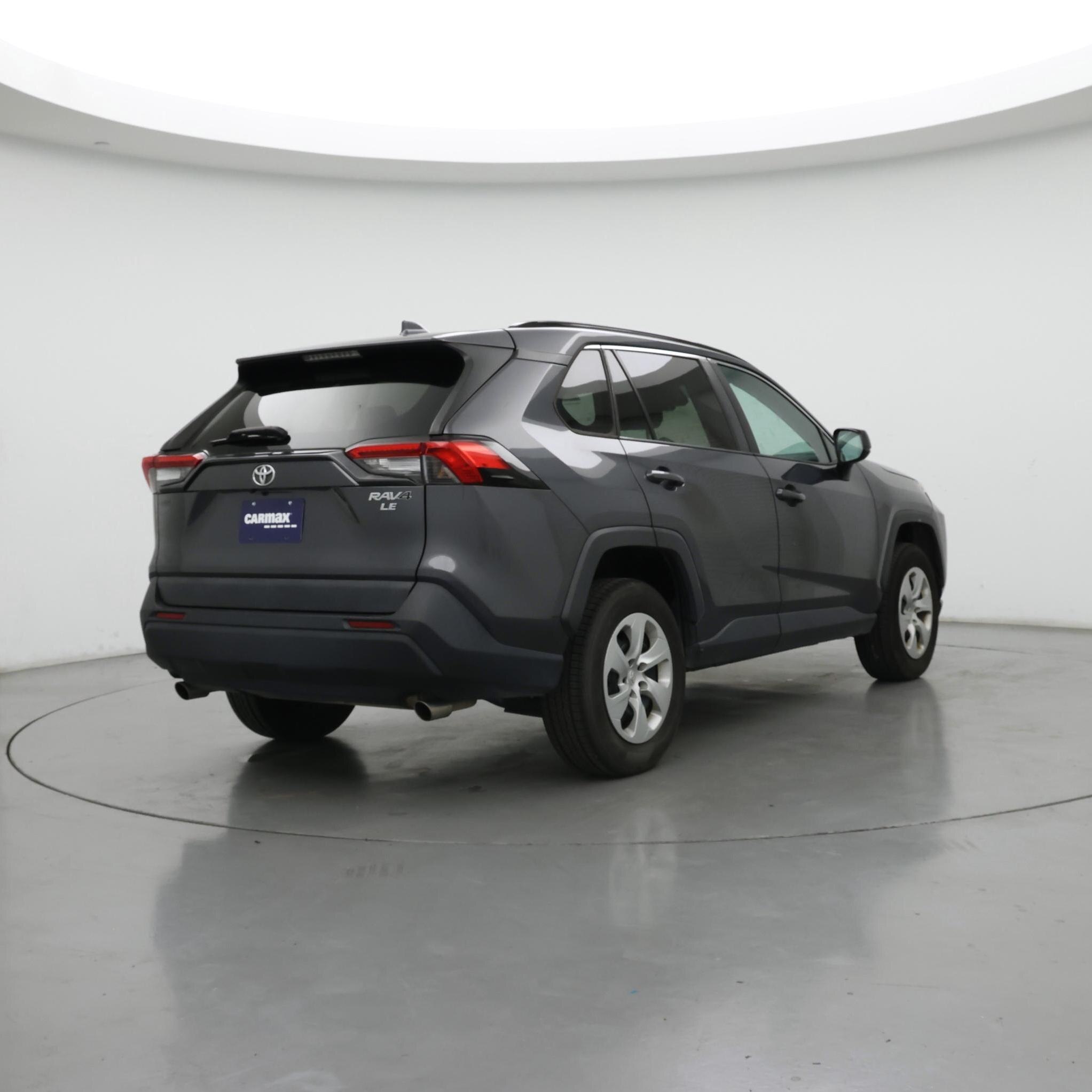 Thumbnail: 2019 Toyota RAV4 - 8