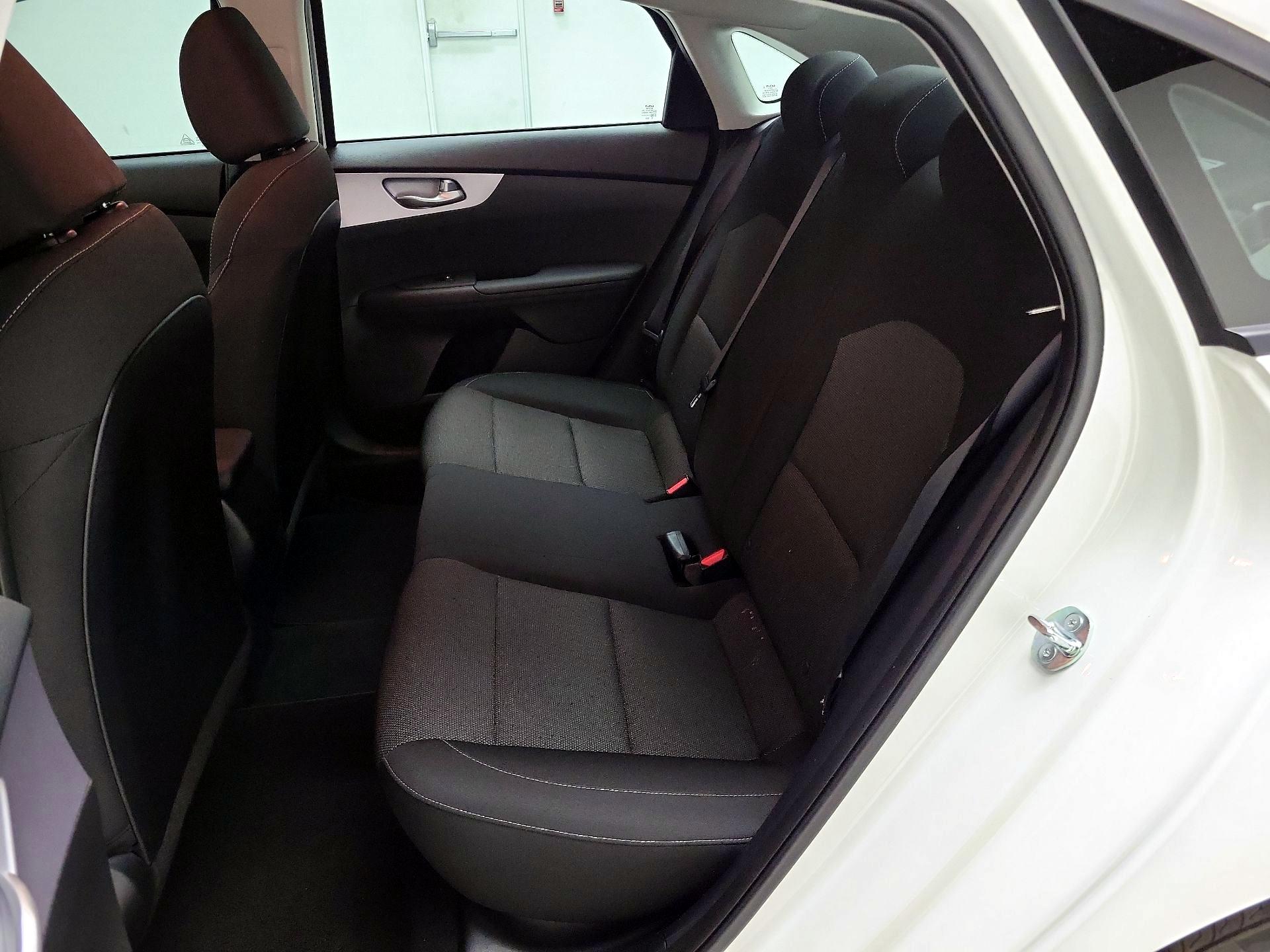 Thumbnail: 2024 Kia Forte - 19