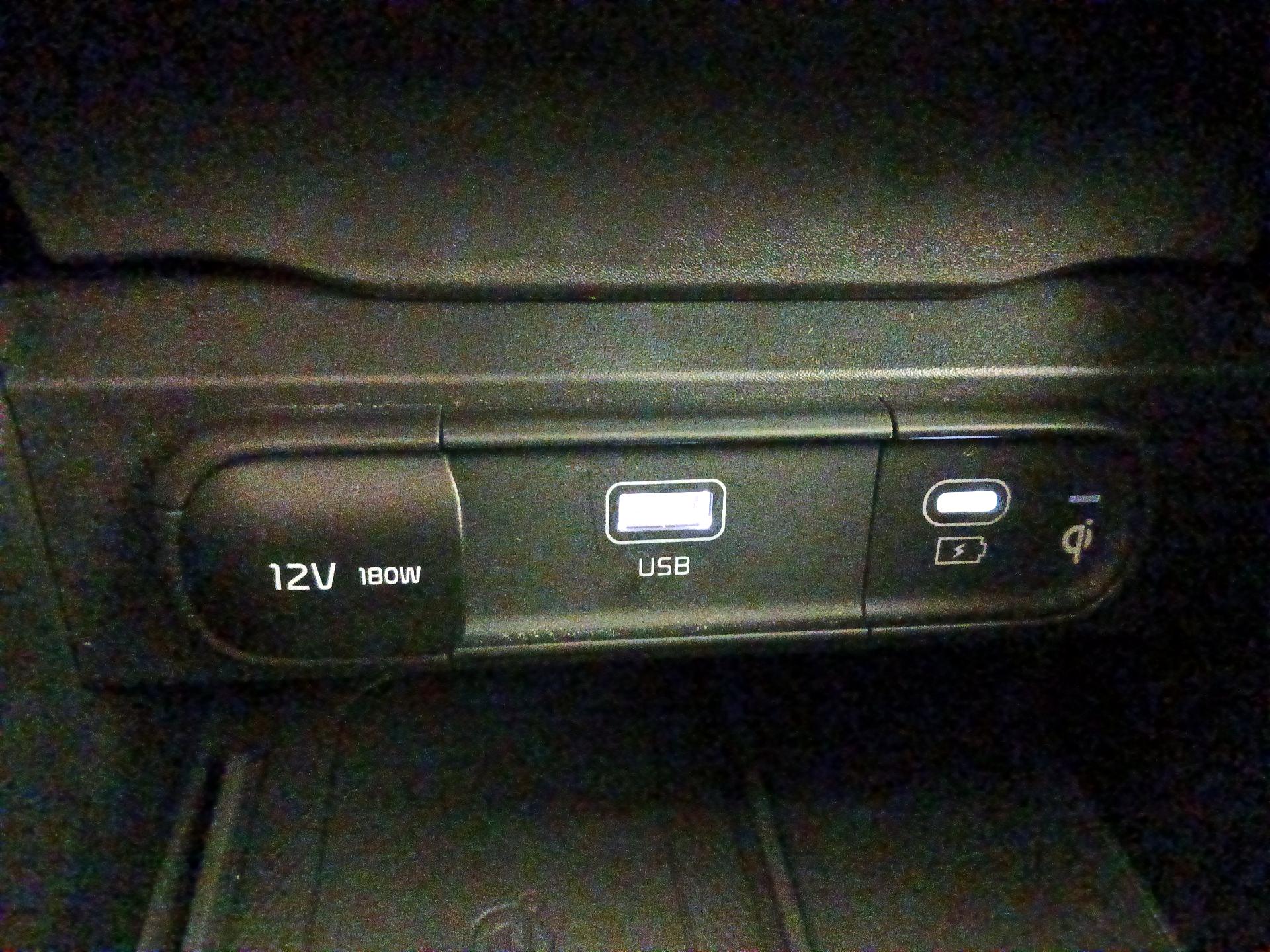 Thumbnail: 2023 Kia Telluride - 19