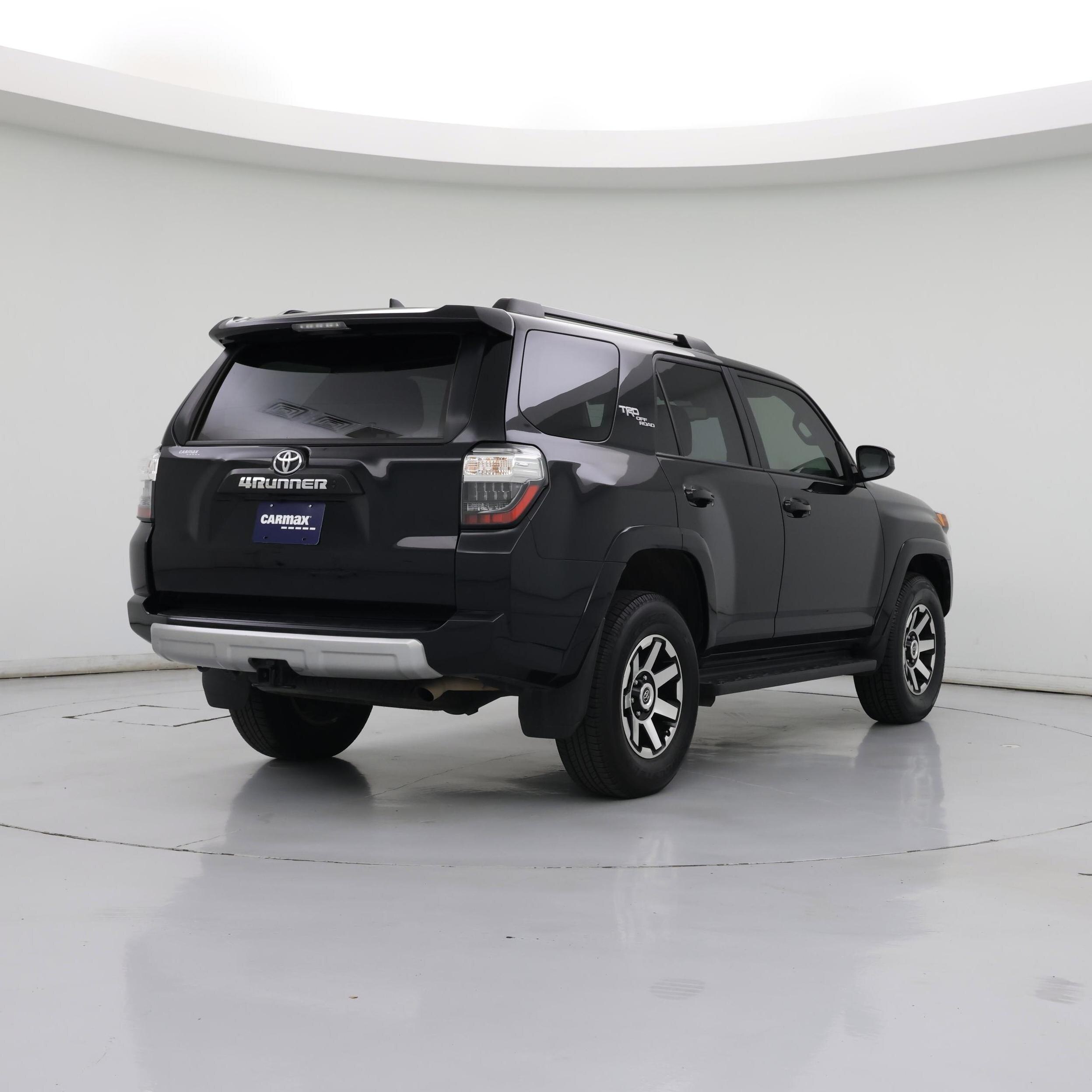Thumbnail: 2024 Toyota 4Runner - 8