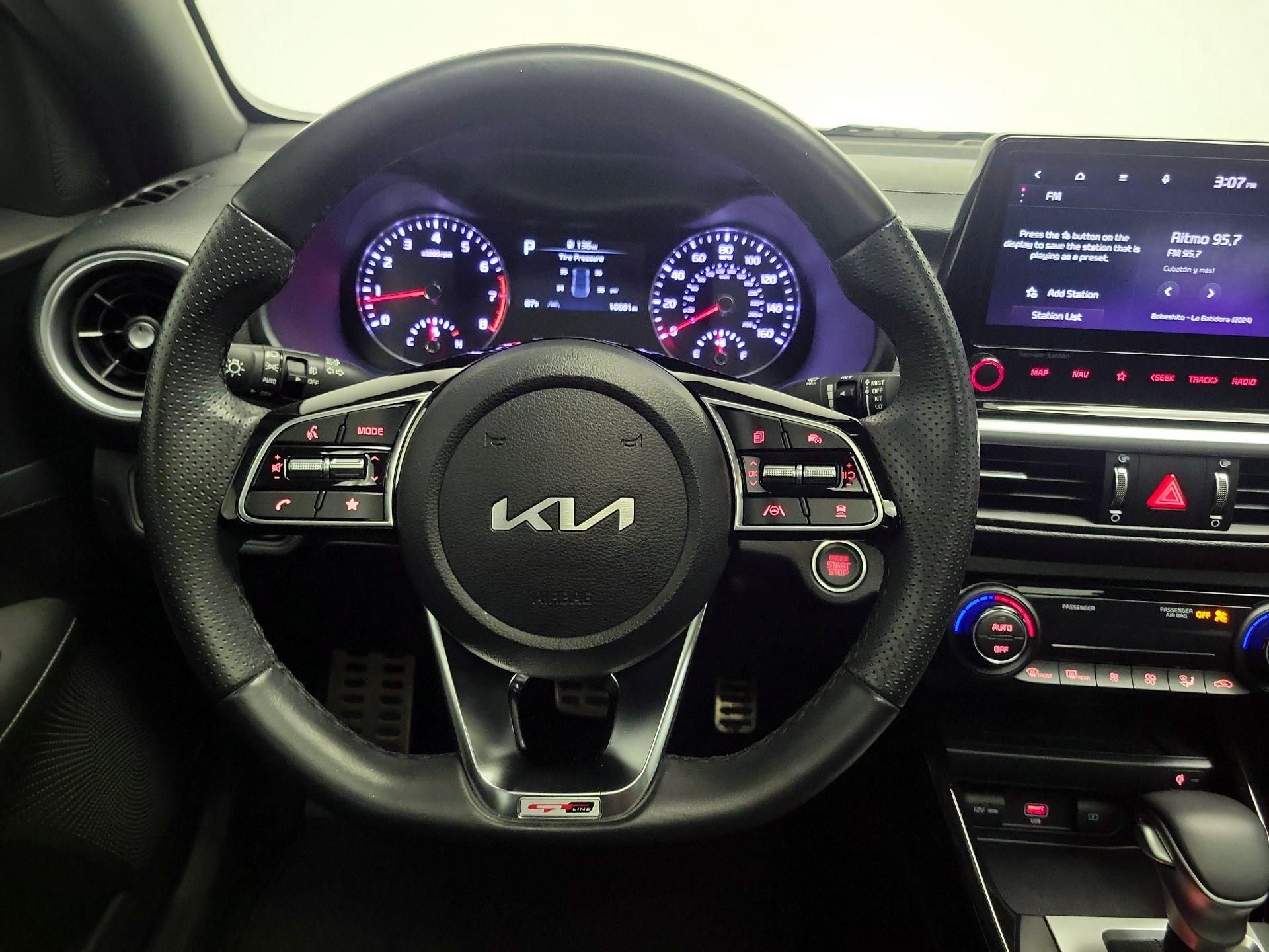 Thumbnail: 2023 Kia Forte - 10