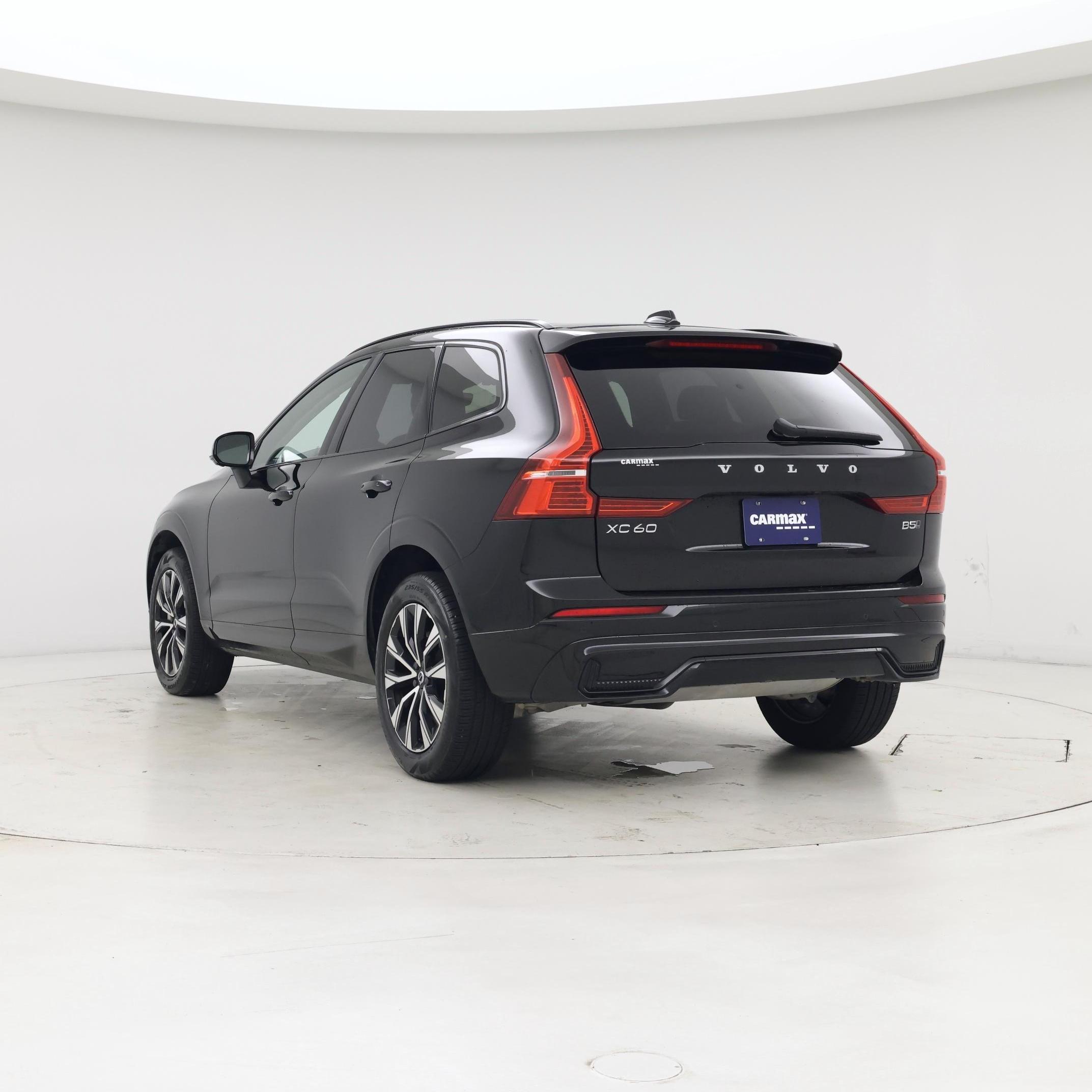 Thumbnail: 2025 Volvo XC60 - 2