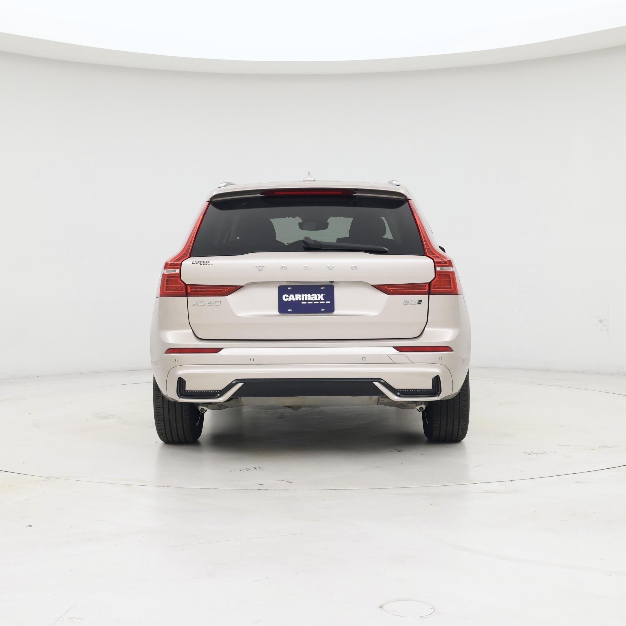 Thumbnail: 2025 Volvo XC60 - 6