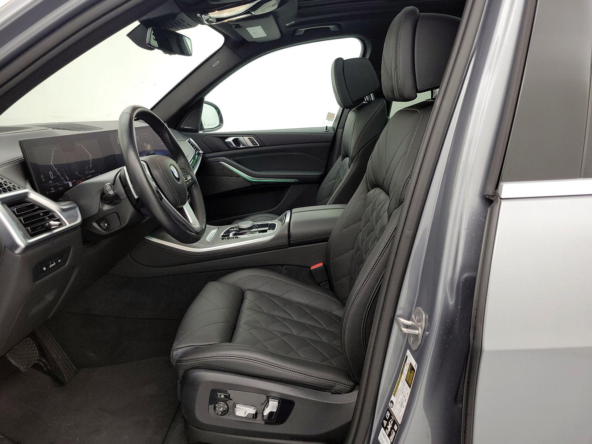 Thumbnail: 2024 BMW X5 - 11