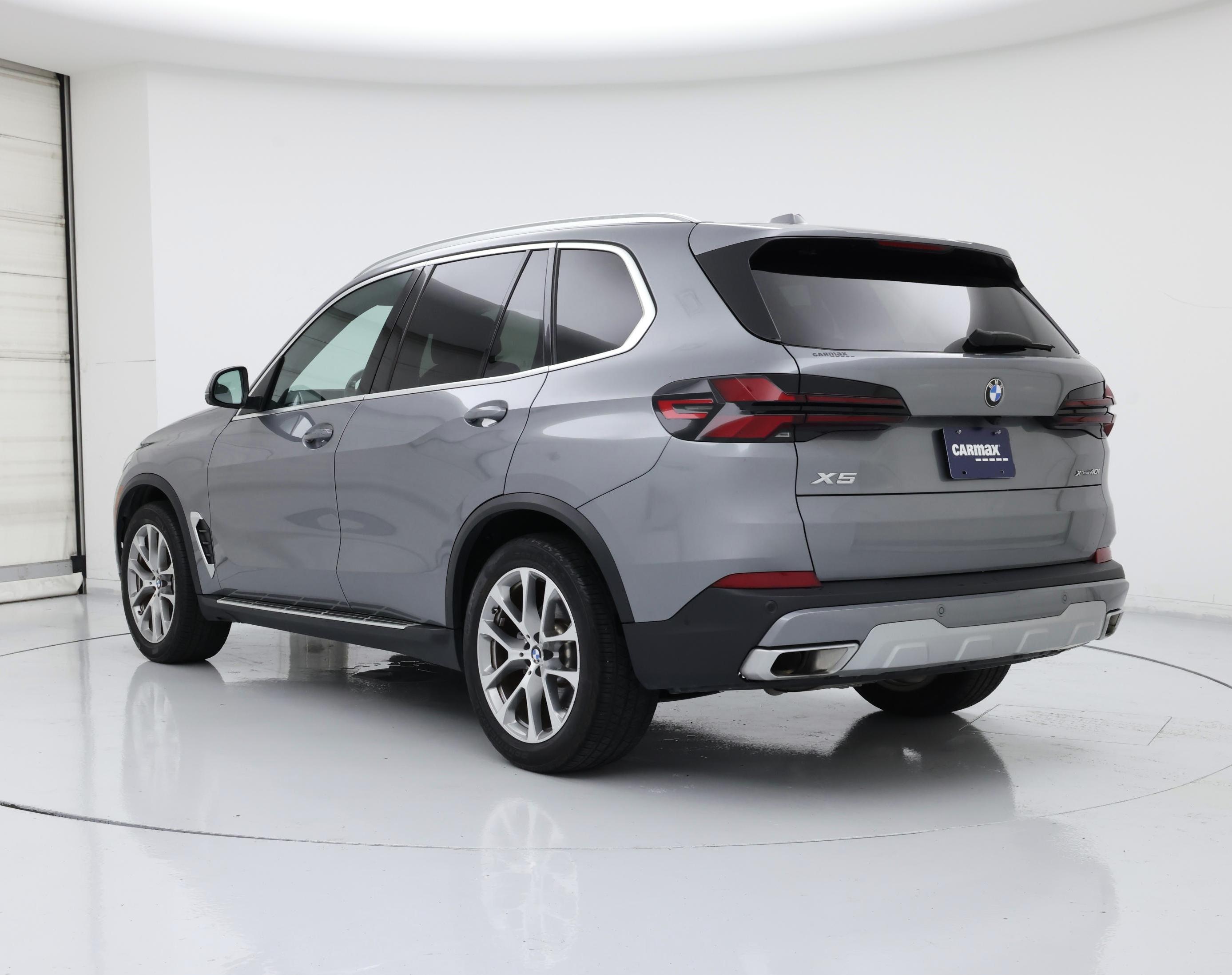 Thumbnail: 2024 BMW X5 - 2