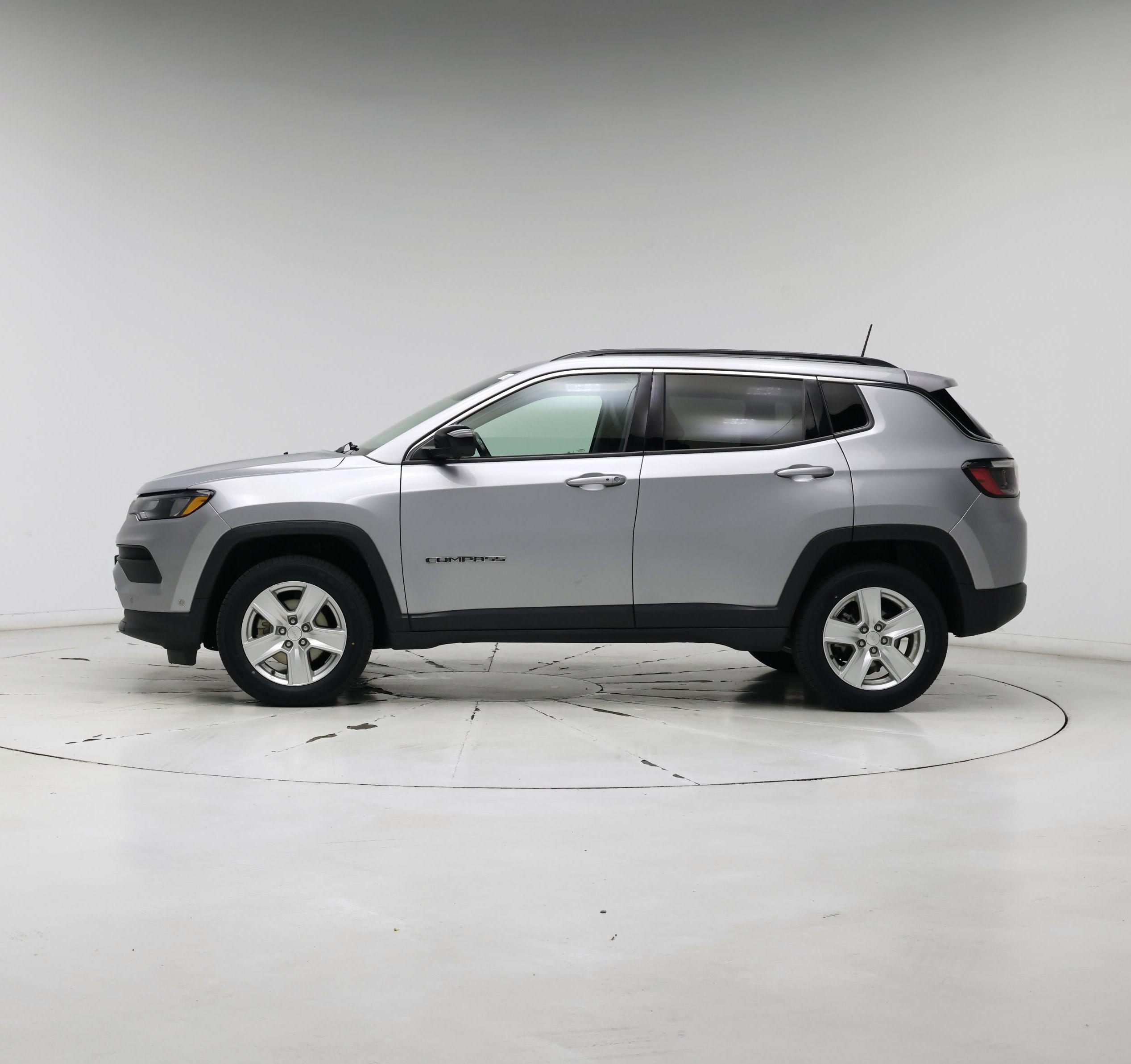 Thumbnail: 2022 Jeep Compass - 3