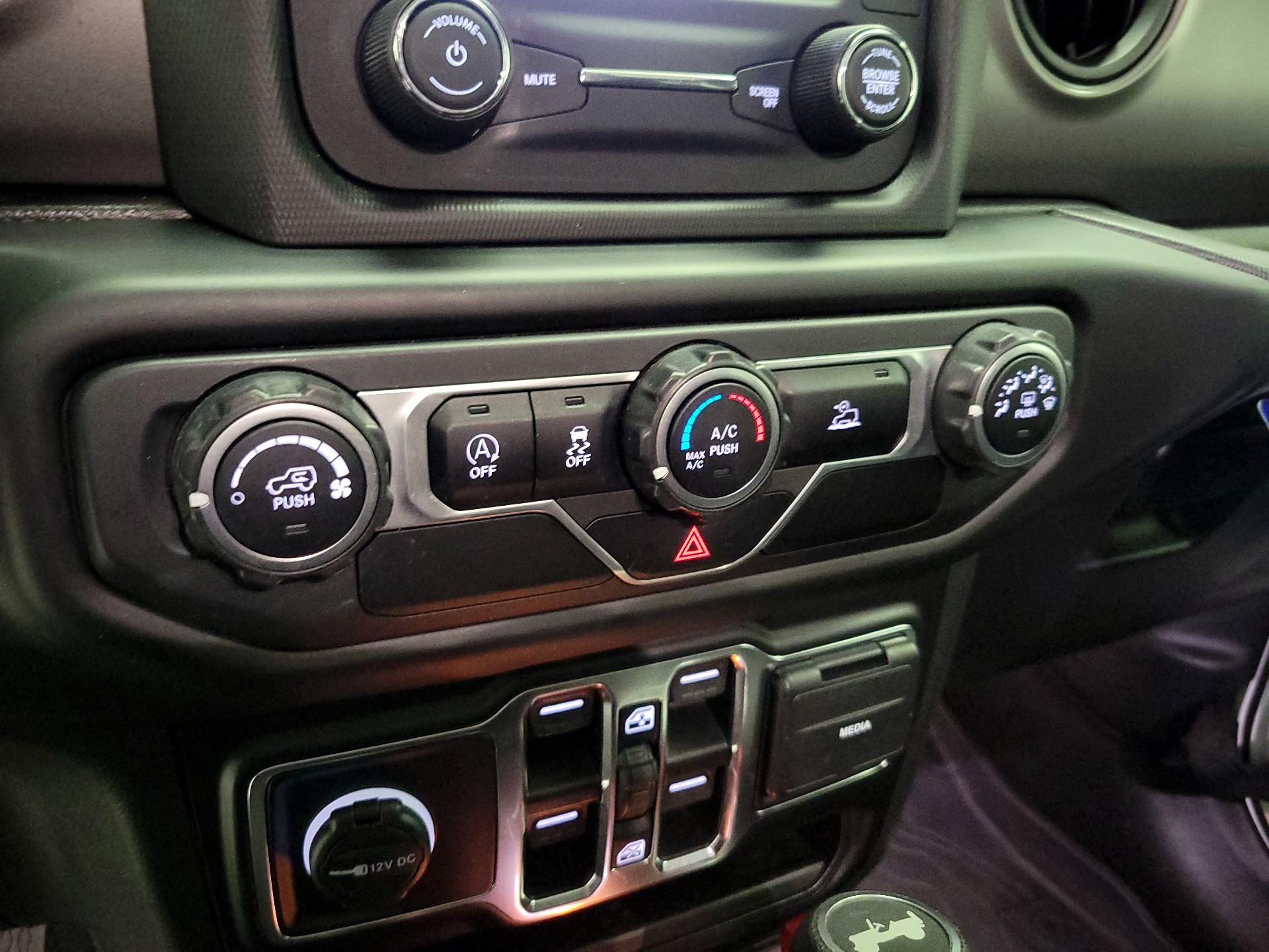 Thumbnail: 2021 Jeep Wrangler - 16