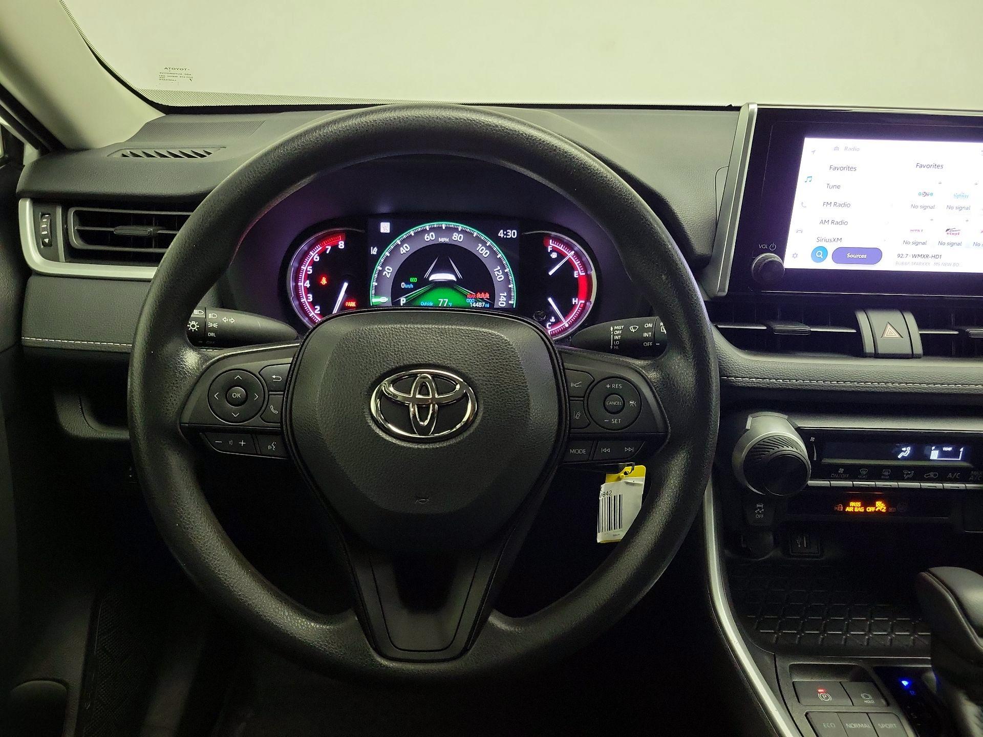 Thumbnail: 2023 Toyota RAV4 - 10