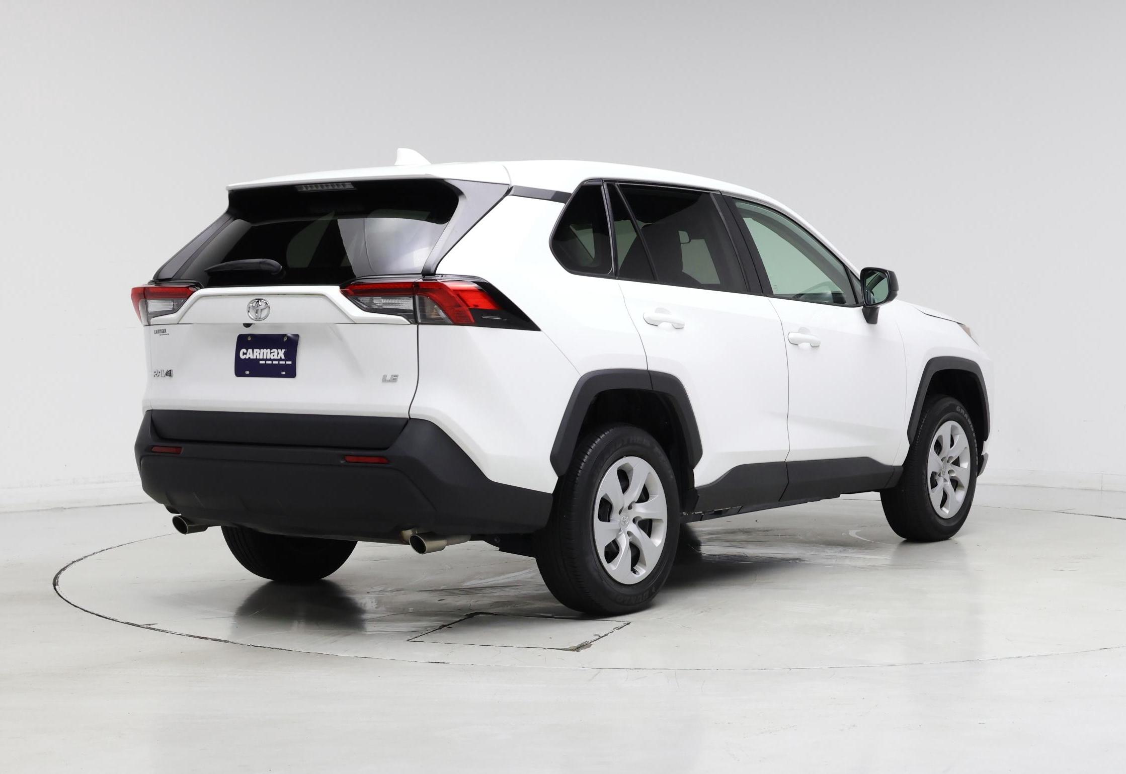 Thumbnail: 2023 Toyota RAV4 - 8