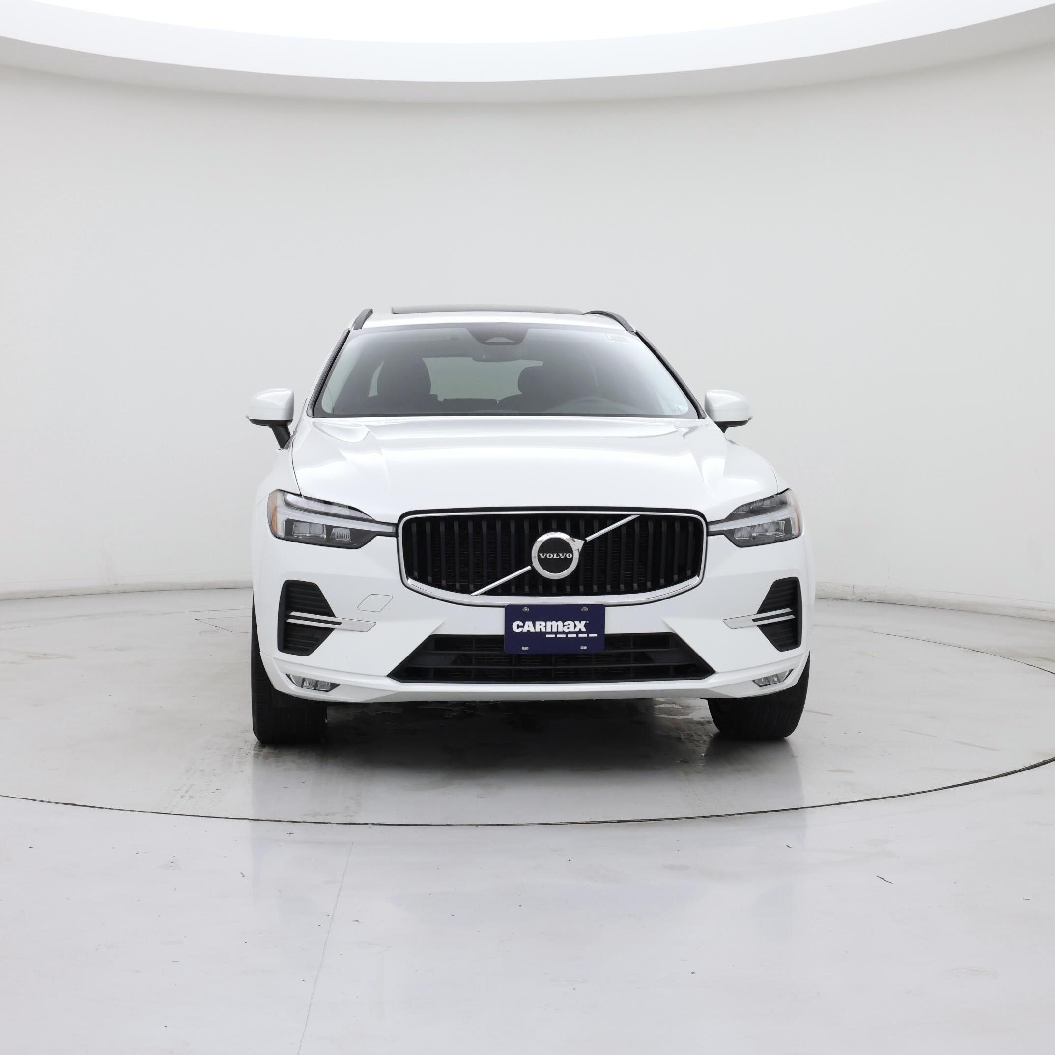 Thumbnail: 2022 Volvo XC60 - 5