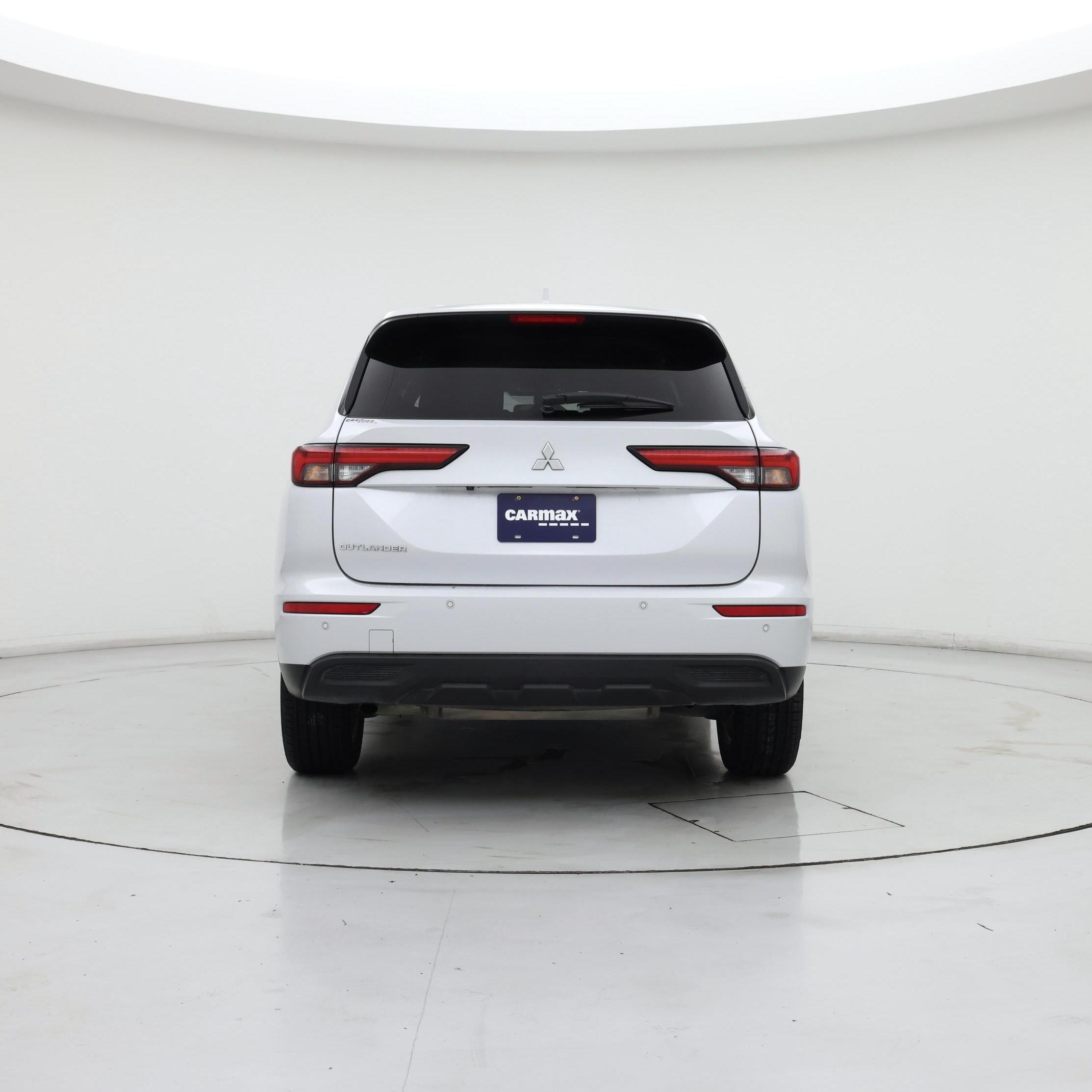 Thumbnail: 2024 Mitsubishi Outlander - 6