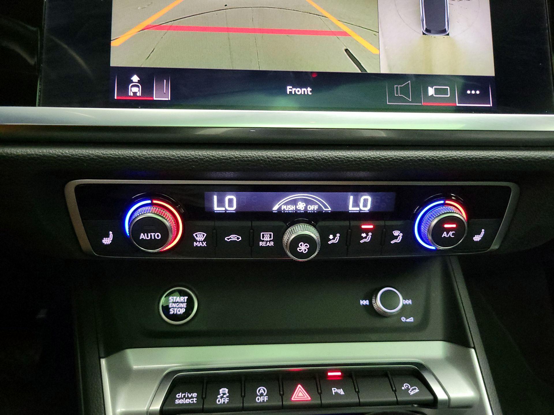 Thumbnail: 2022 Audi Q3 - 16