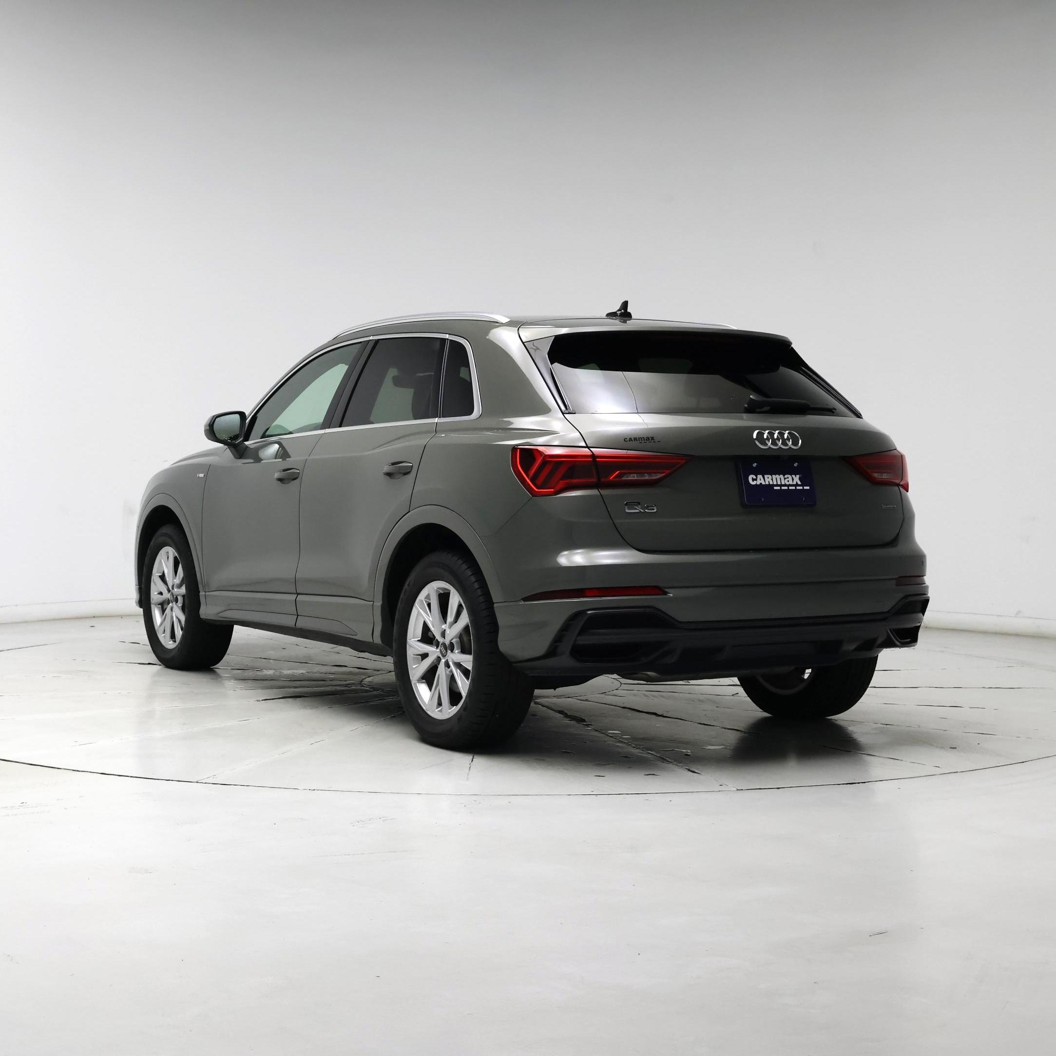 Thumbnail: 2022 Audi Q3 - 2