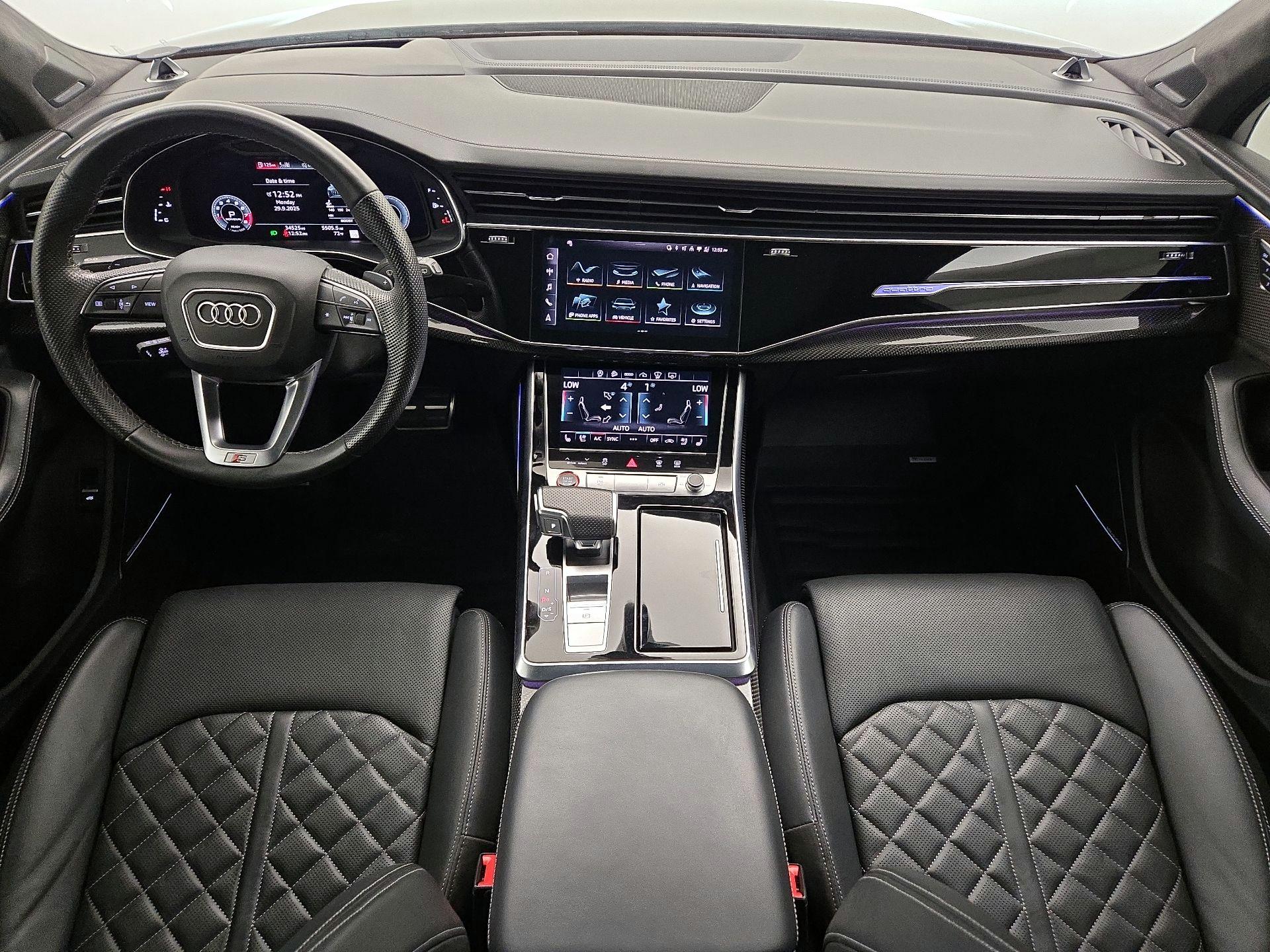 Thumbnail: 2021 Audi SQ7 - 9