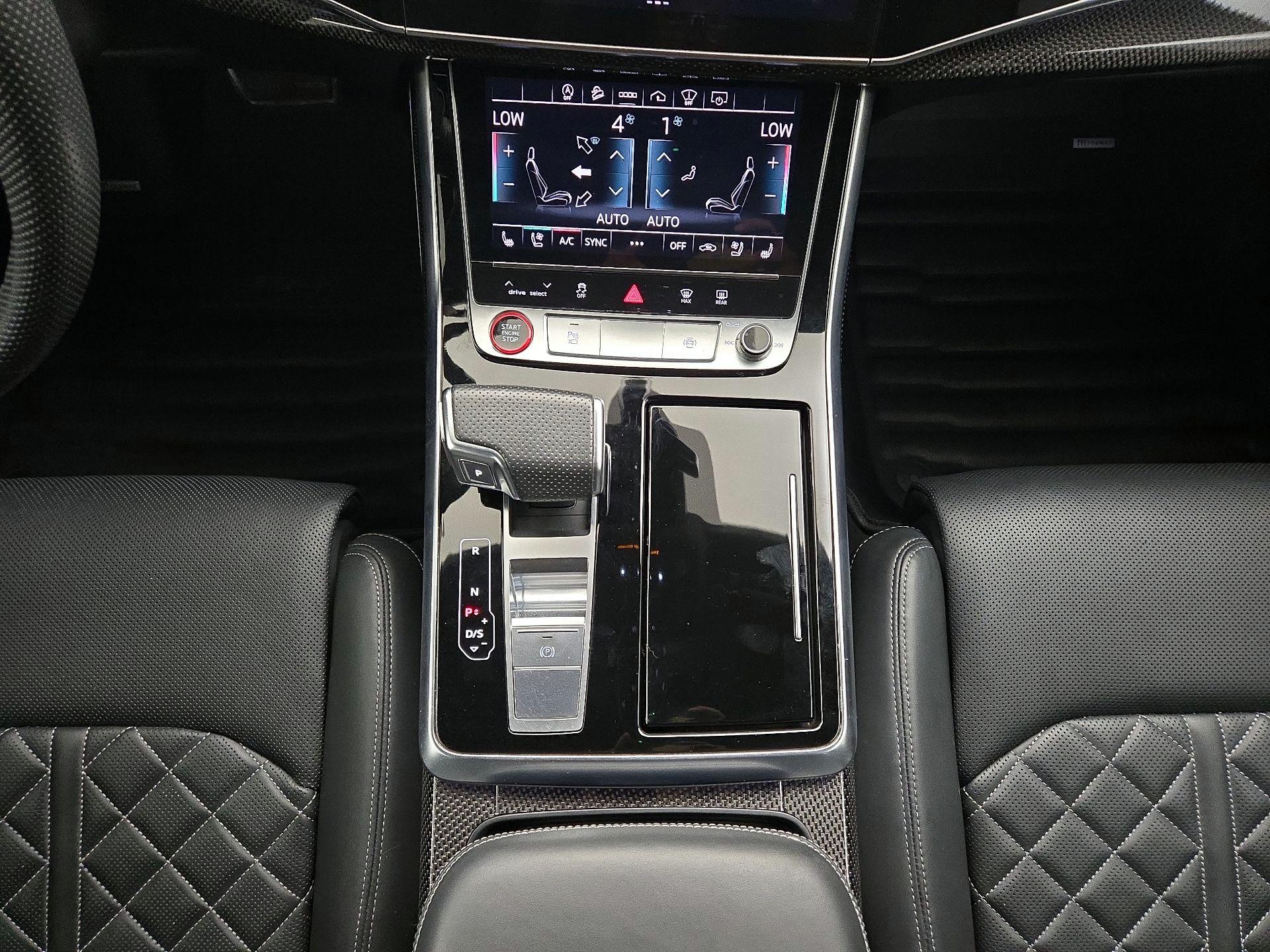 Thumbnail: 2021 Audi SQ7 - 18