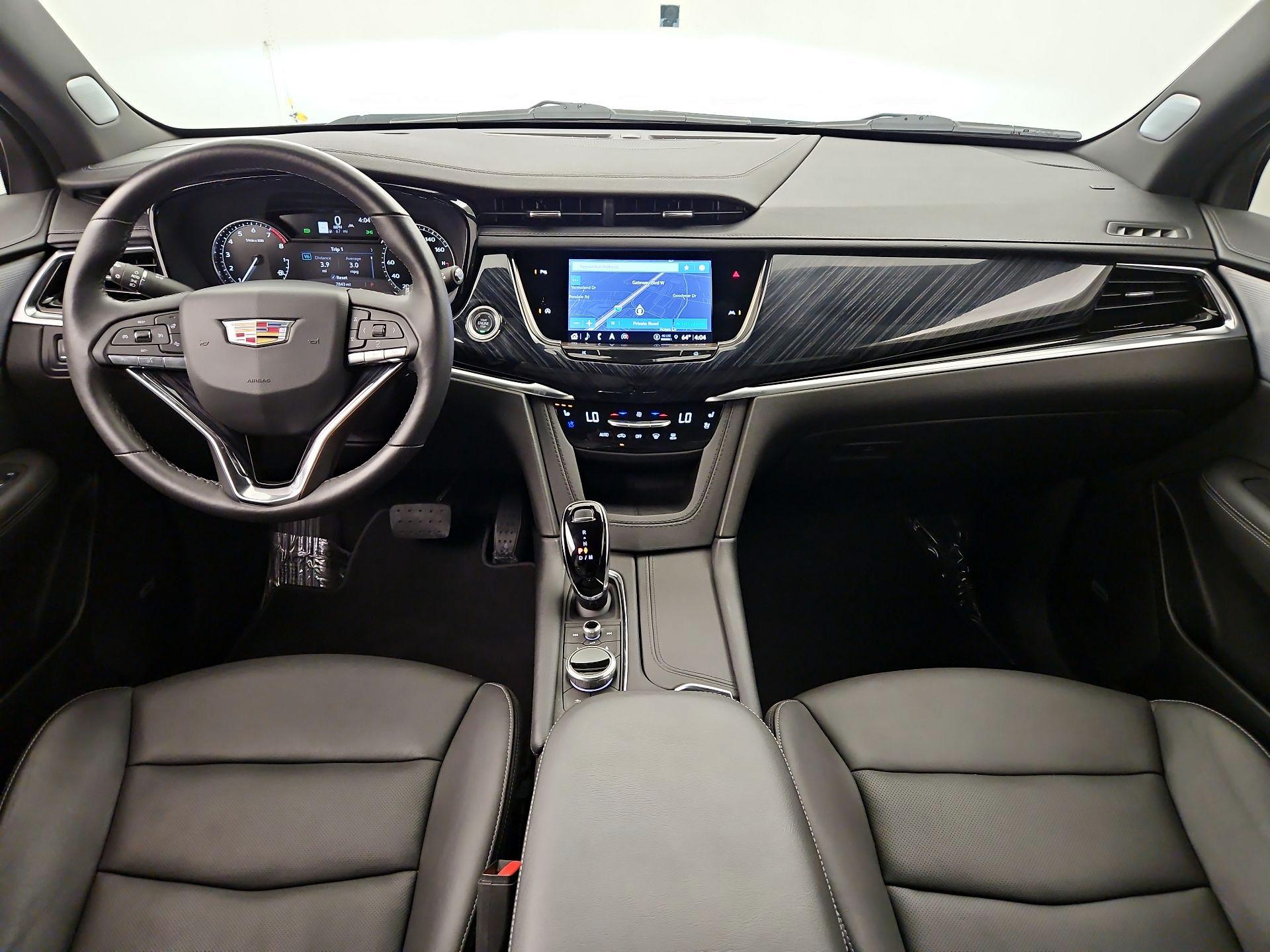 Thumbnail: 2024 Cadillac XT6 - 9