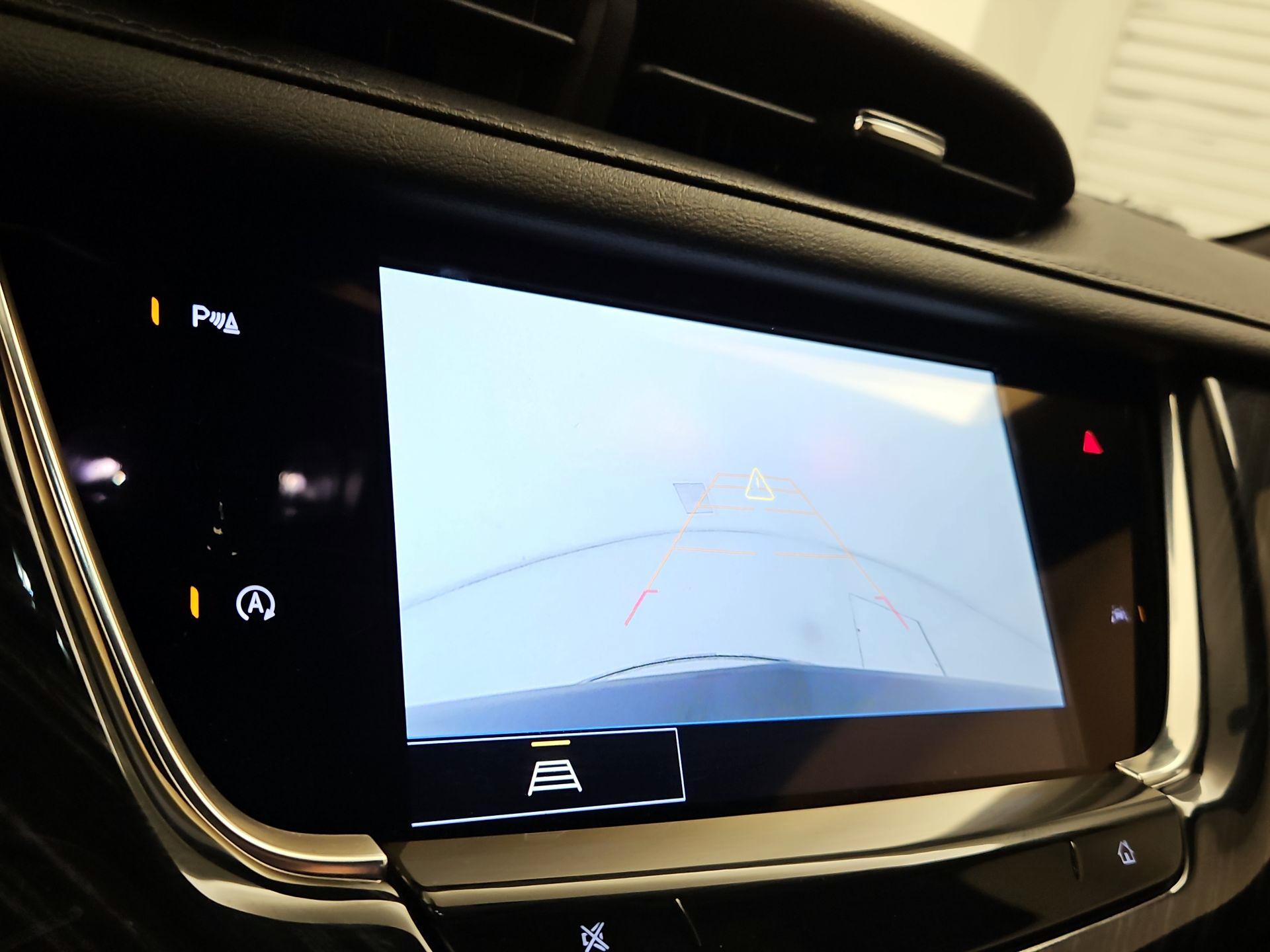 Thumbnail: 2024 Cadillac XT6 - 15