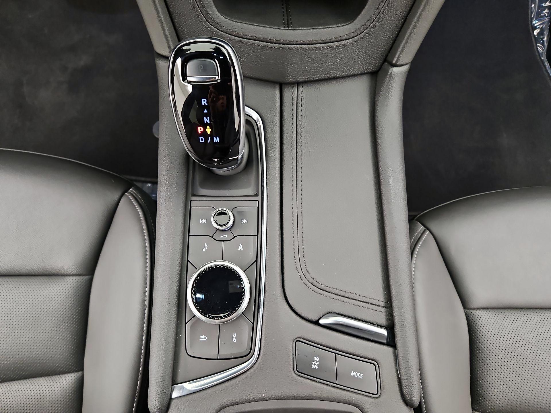 Thumbnail: 2024 Cadillac XT6 - 18