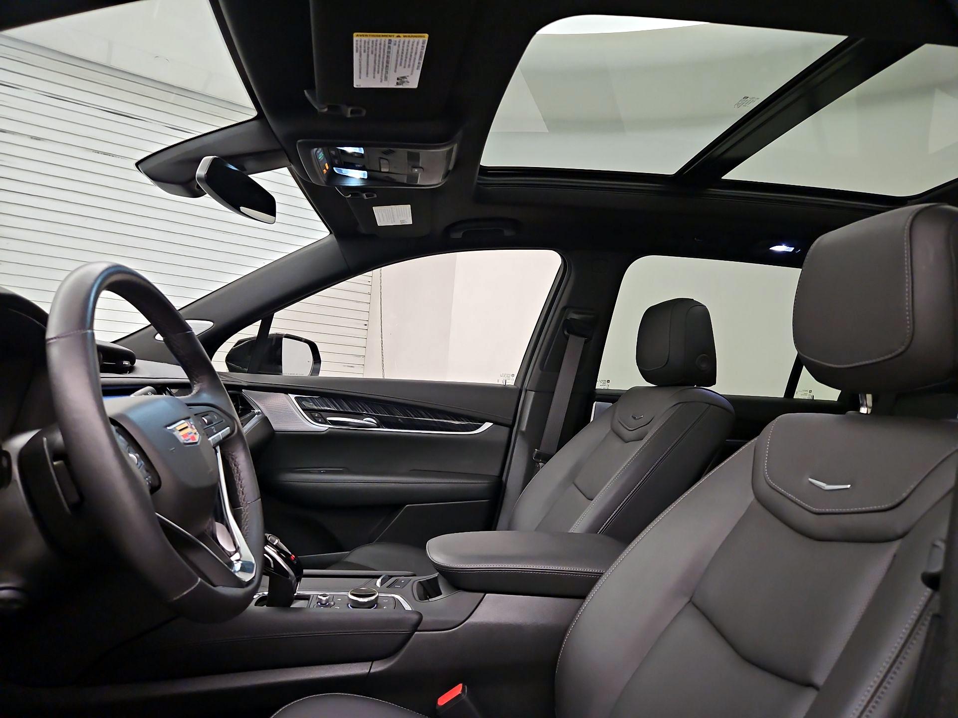 Thumbnail: 2024 Cadillac XT6 - 20