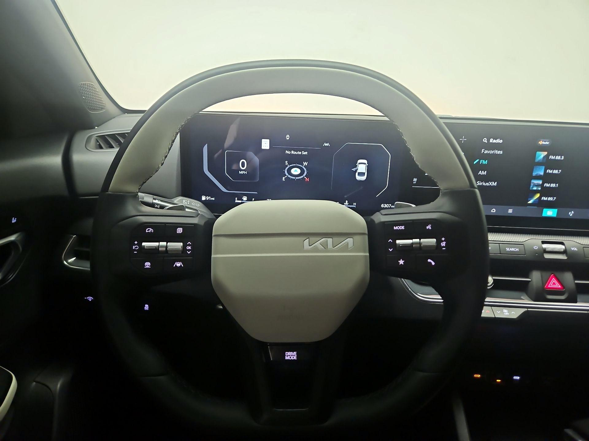 Thumbnail: 2025 Kia K4 - 10