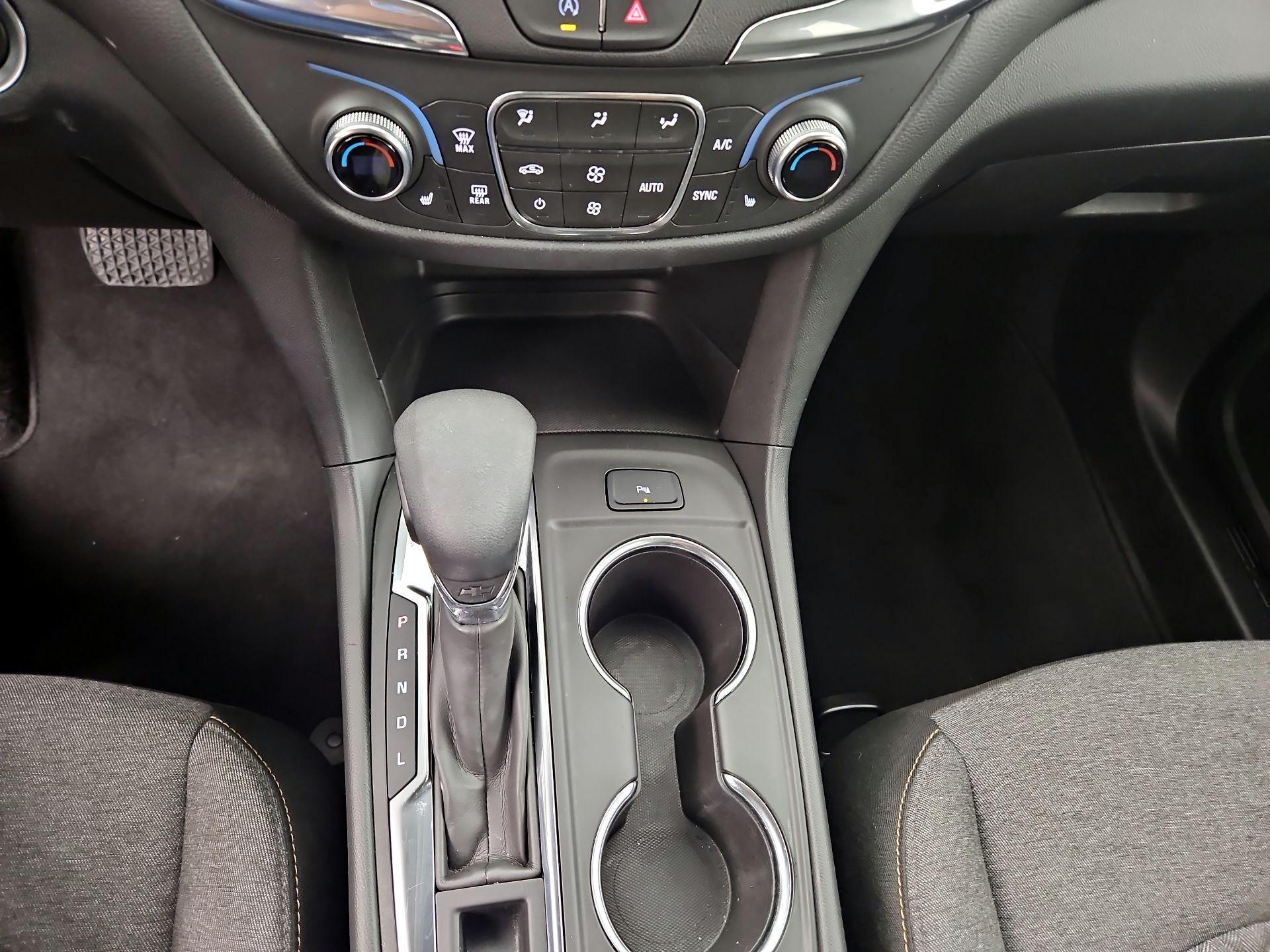 Thumbnail: 2022 Chevrolet Equinox - 17