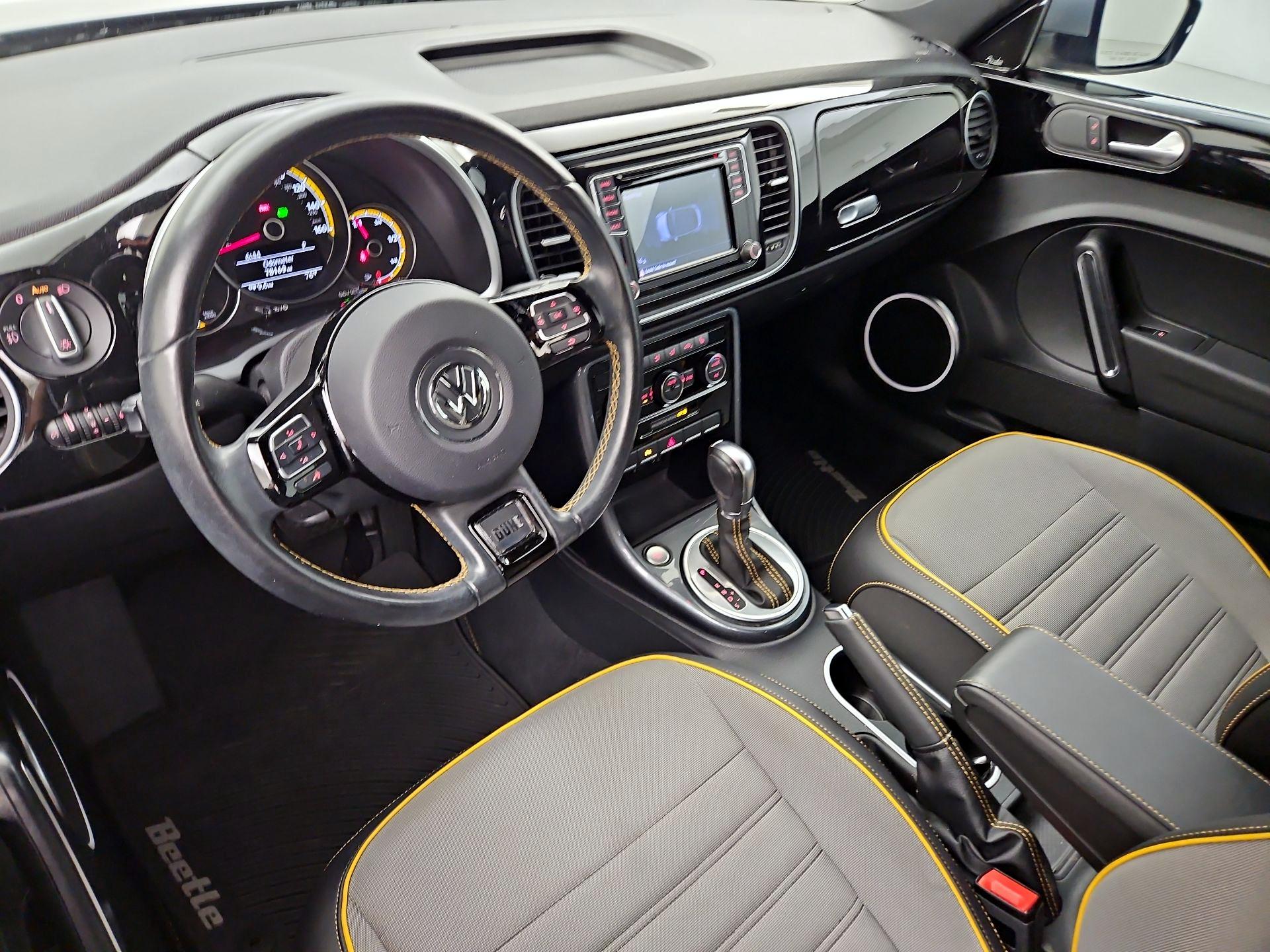 Thumbnail: 2017 Volkswagen Beetle - 9