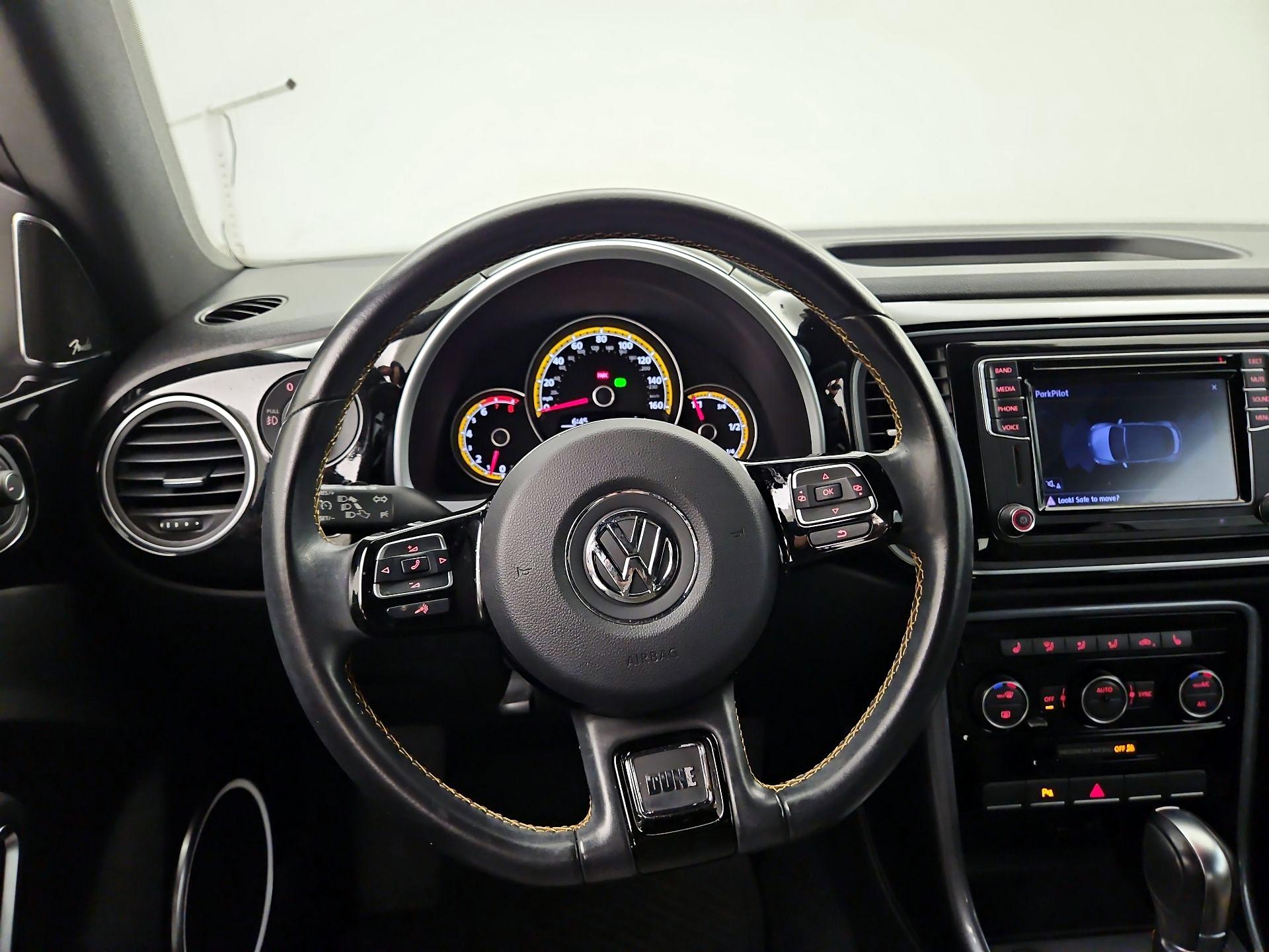 Thumbnail: 2017 Volkswagen Beetle - 10