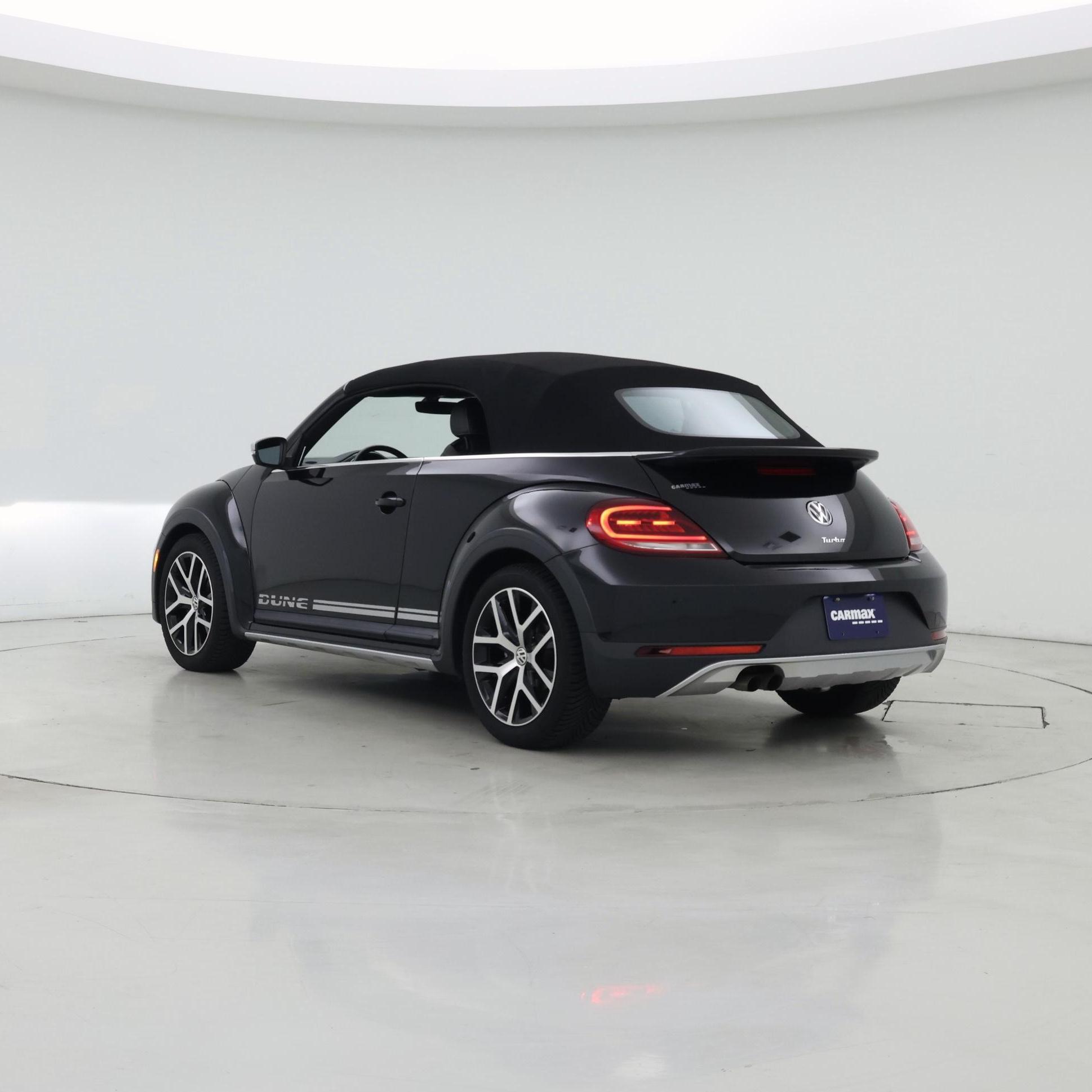 Thumbnail: 2017 Volkswagen Beetle - 2