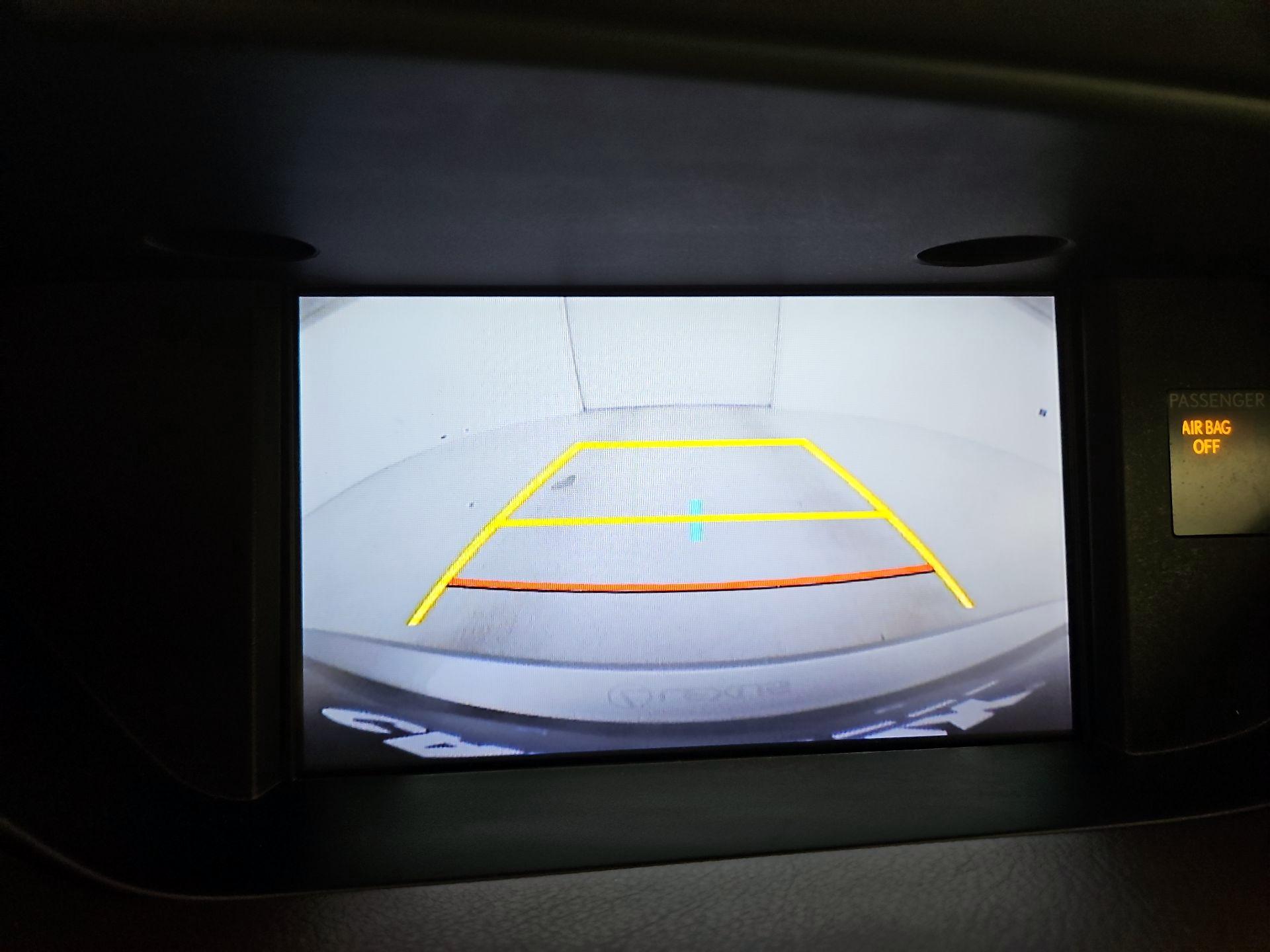 Thumbnail: 2016 Lexus ES - 14