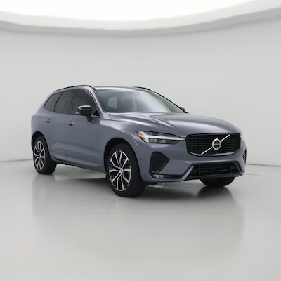 2024 Volvo XC60 B5 Plus Dark Theme
