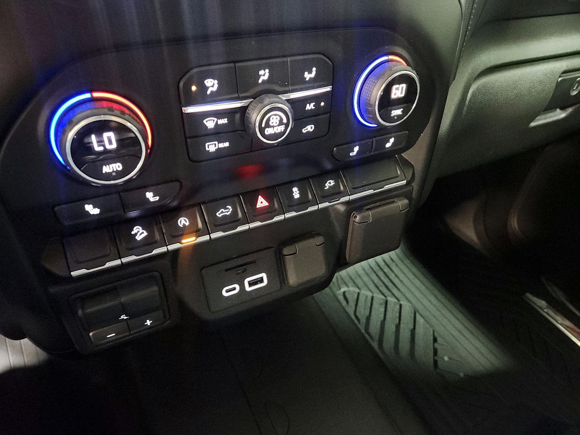 Thumbnail: 2021 Chevrolet Silverado 1500 - 14