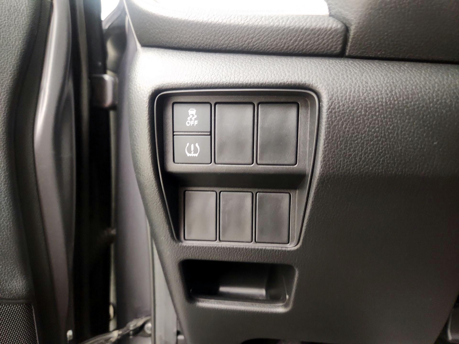 Thumbnail: 2018 Honda CR-V - 11