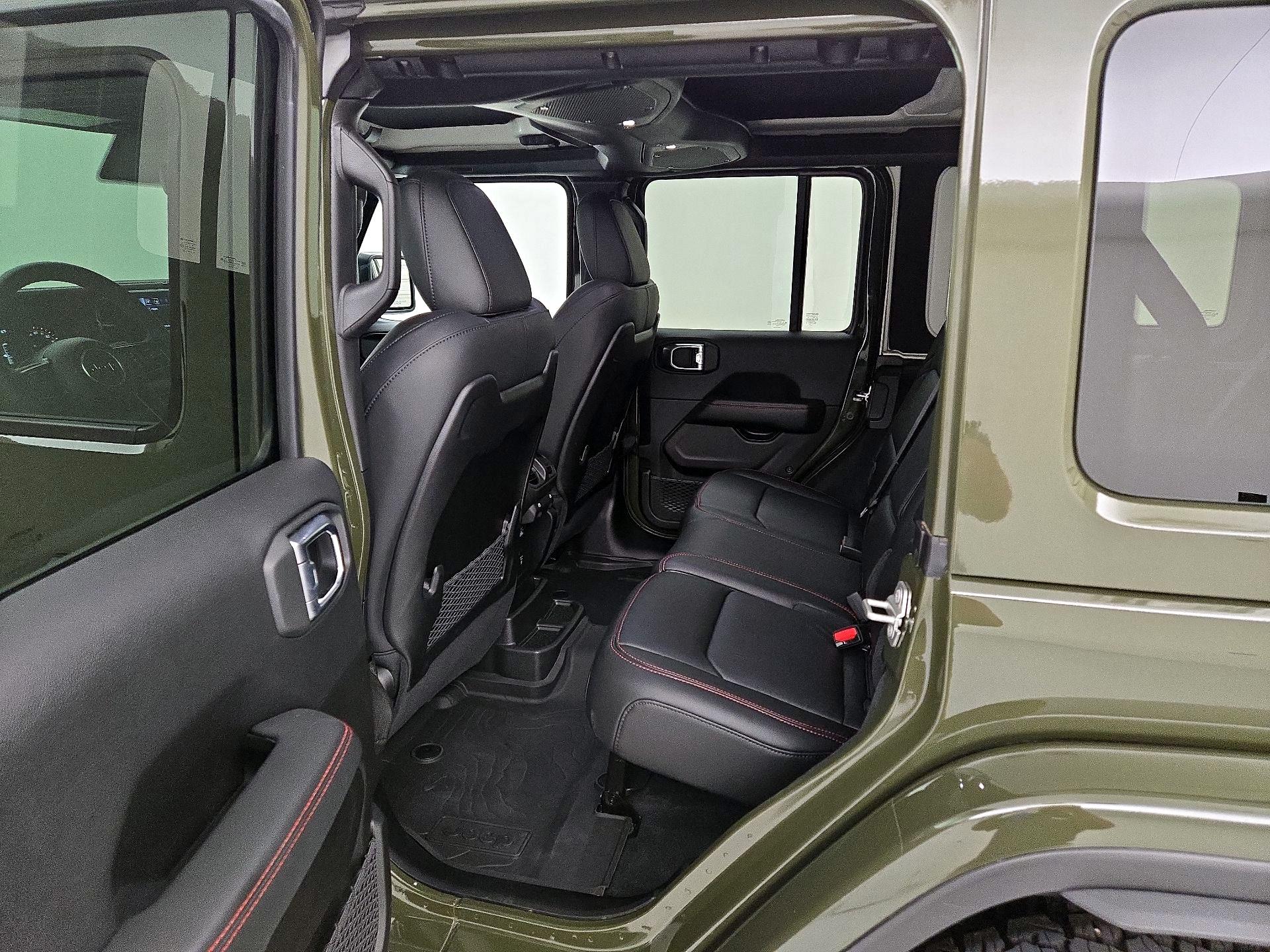 Thumbnail: 2024 Jeep Wrangler - 20