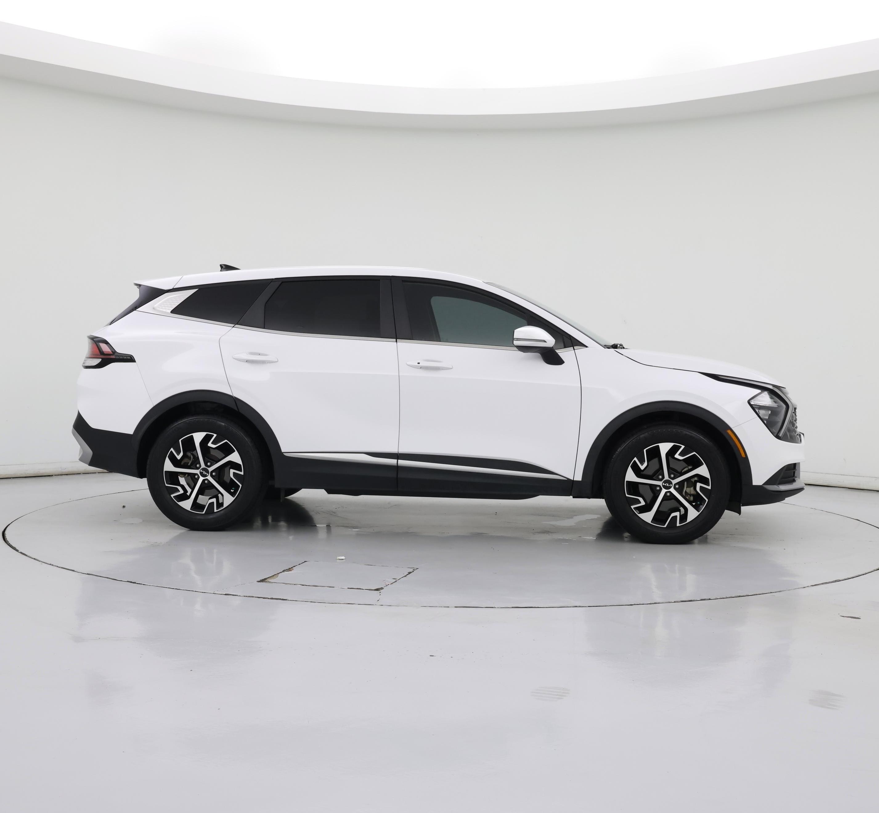 Thumbnail: 2023 Kia Sportage - 7