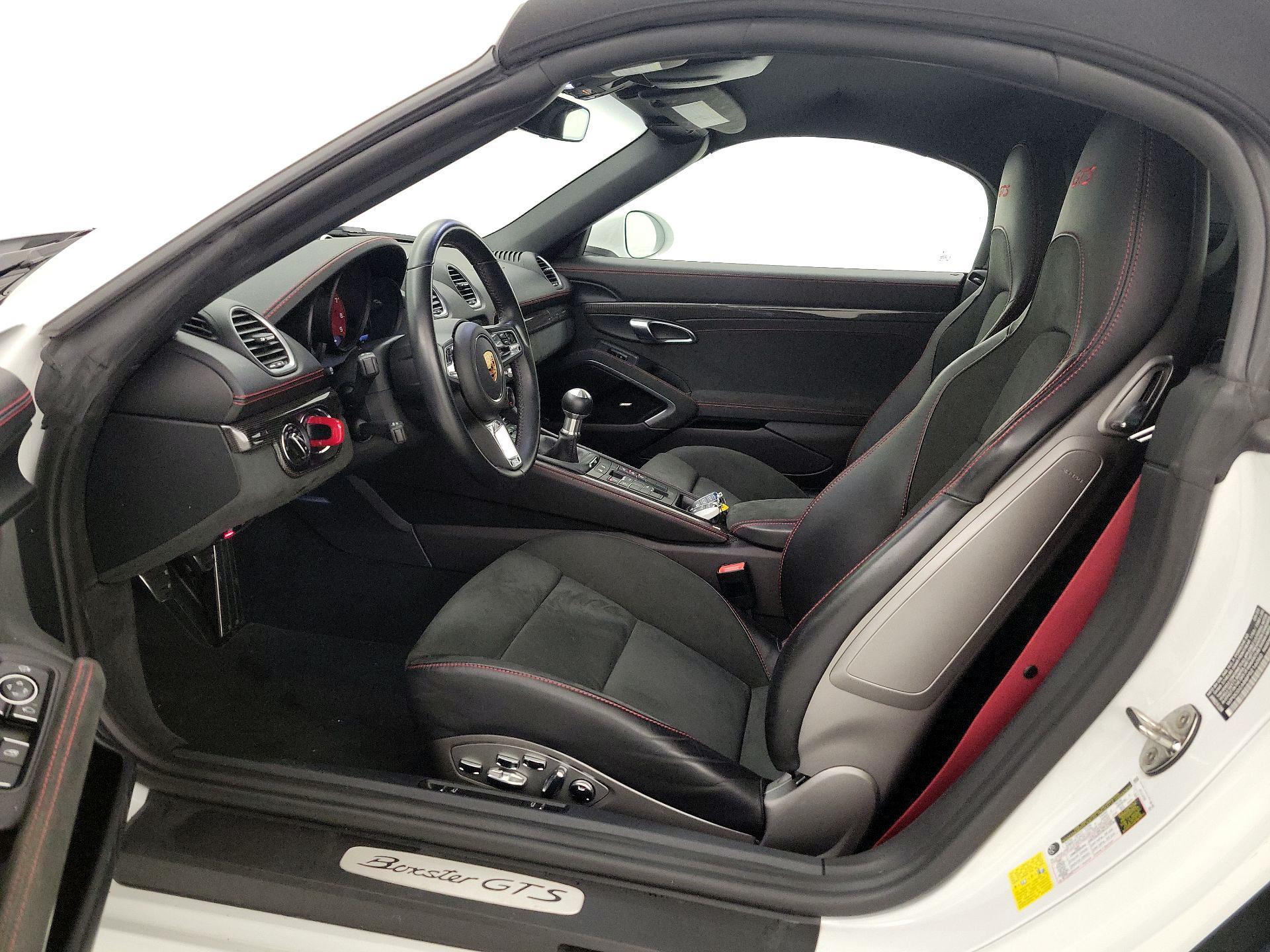 Thumbnail: 2023 Porsche 718 Boxster - 11