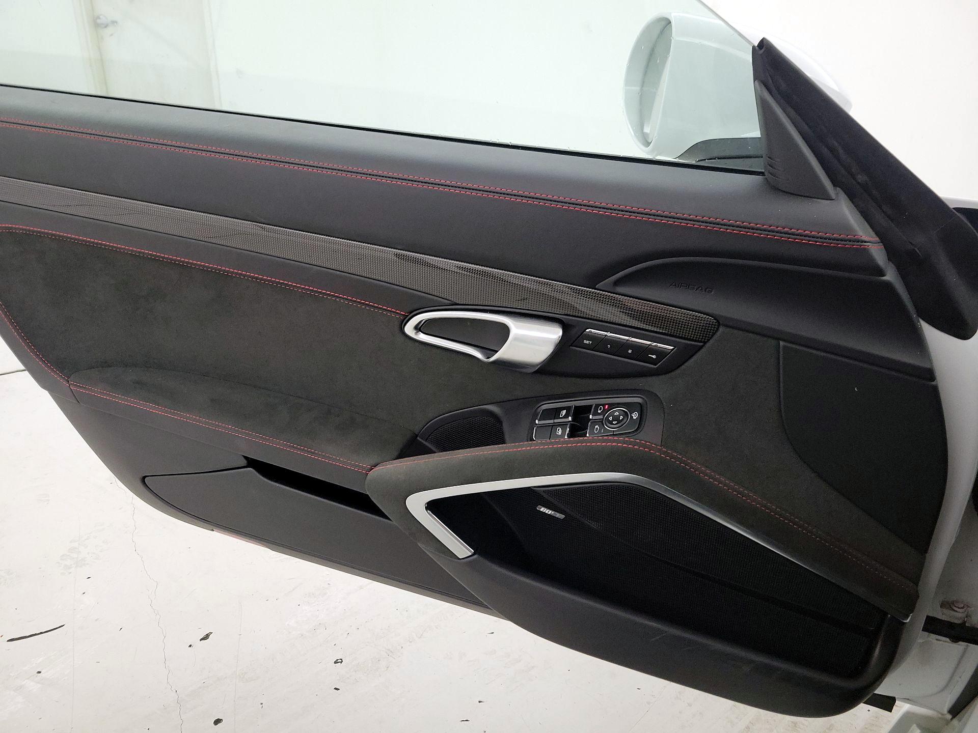 Thumbnail: 2023 Porsche 718 Boxster - 12