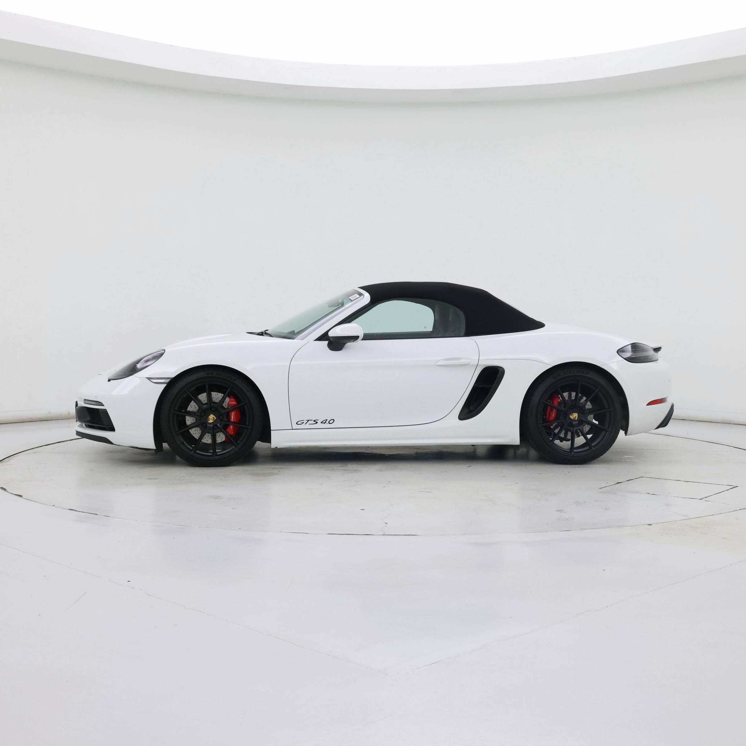 Thumbnail: 2023 Porsche 718 Boxster - 3