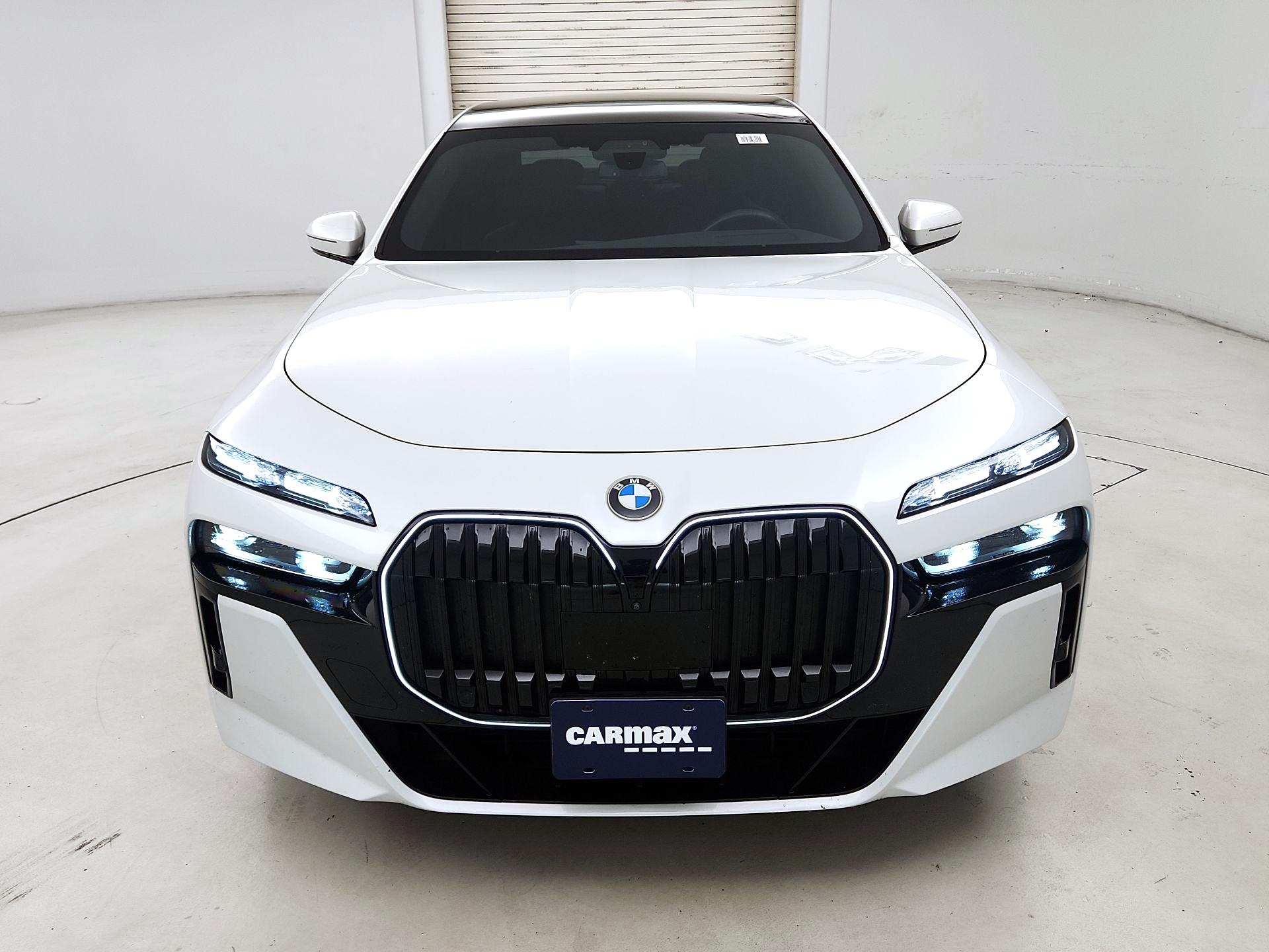 Thumbnail: 2024 BMW 7 Series - 2