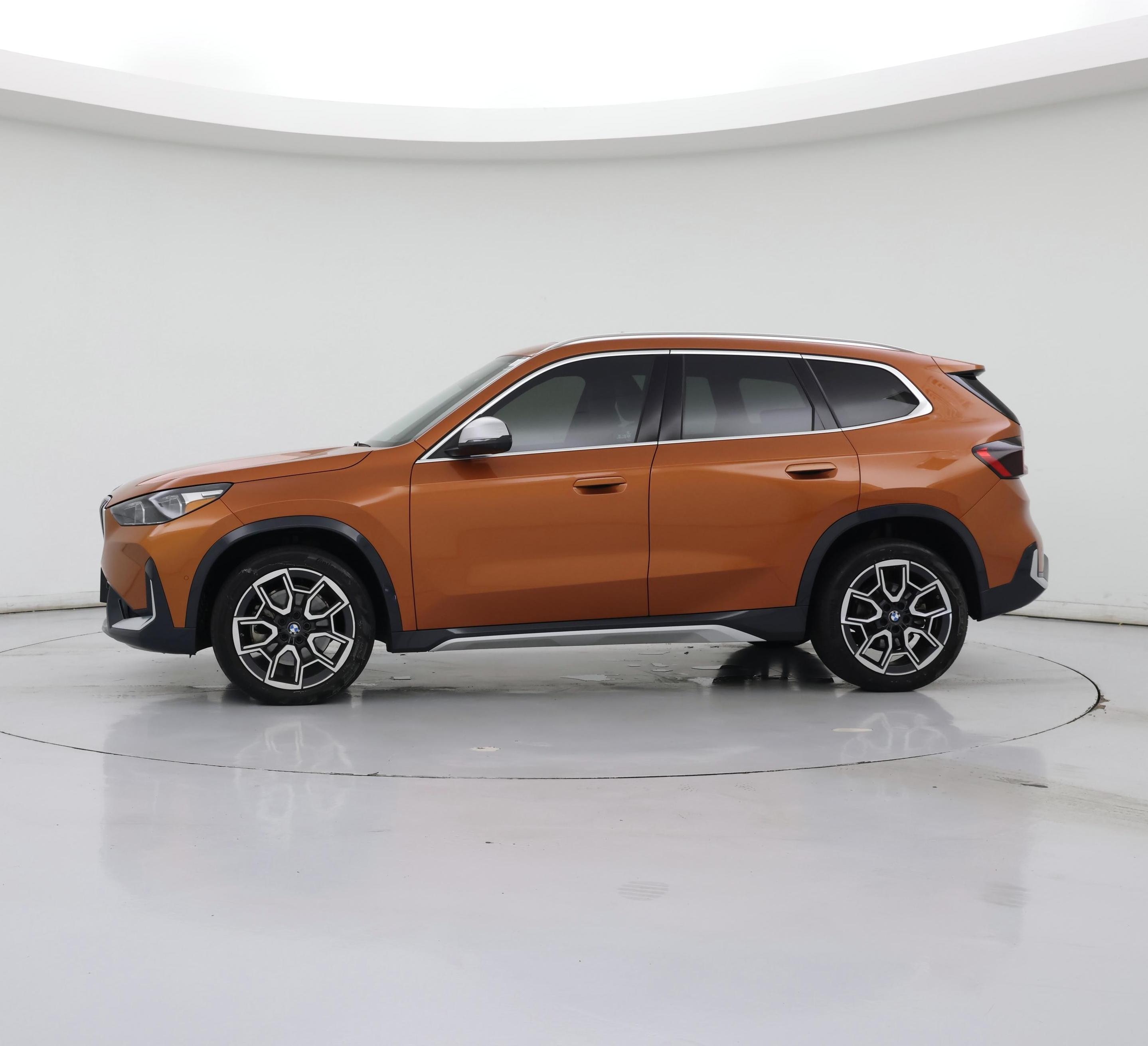 Thumbnail: 2024 BMW X1 - 3