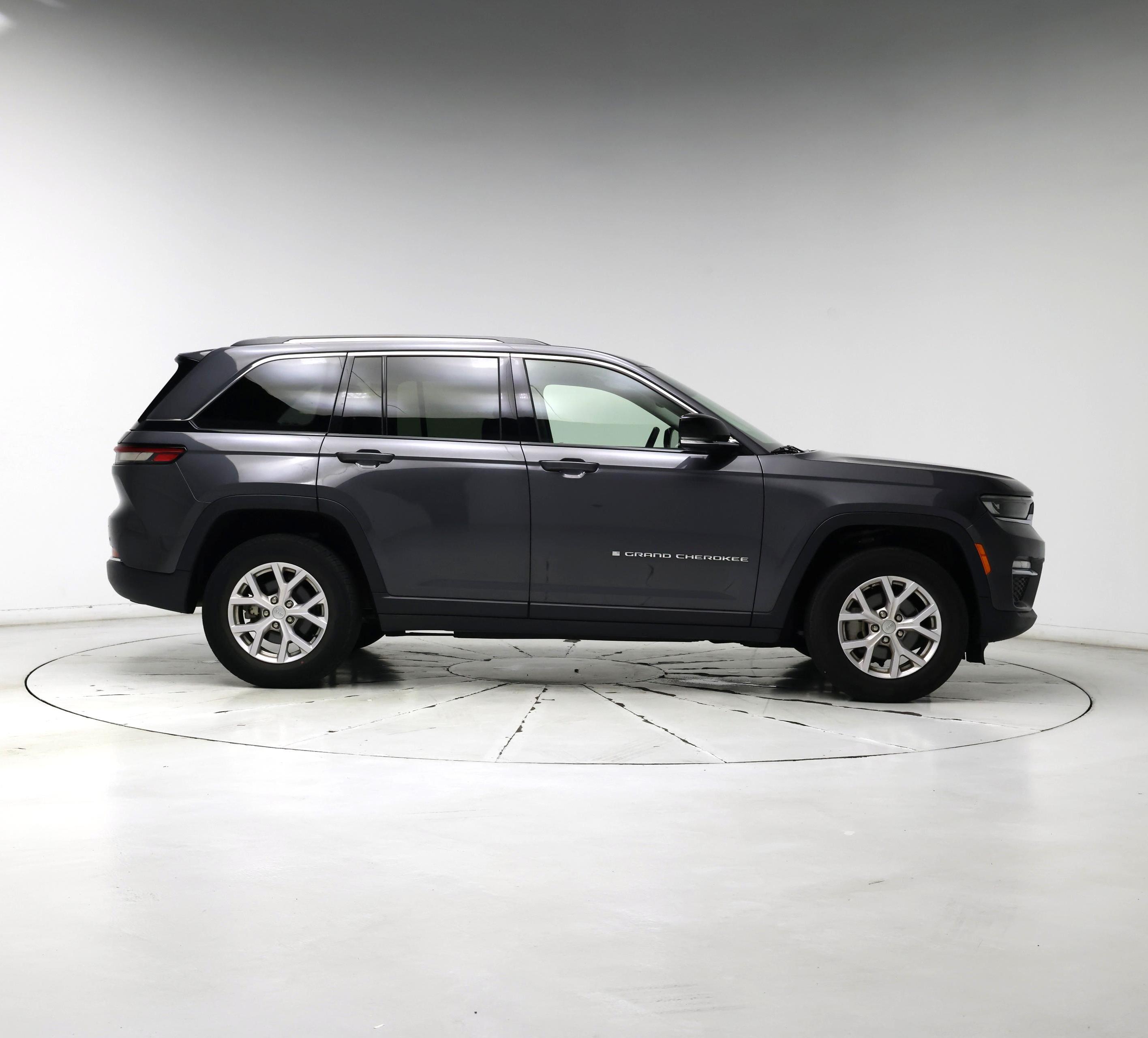 Thumbnail: 2022 Jeep Grand Cherokee - 7