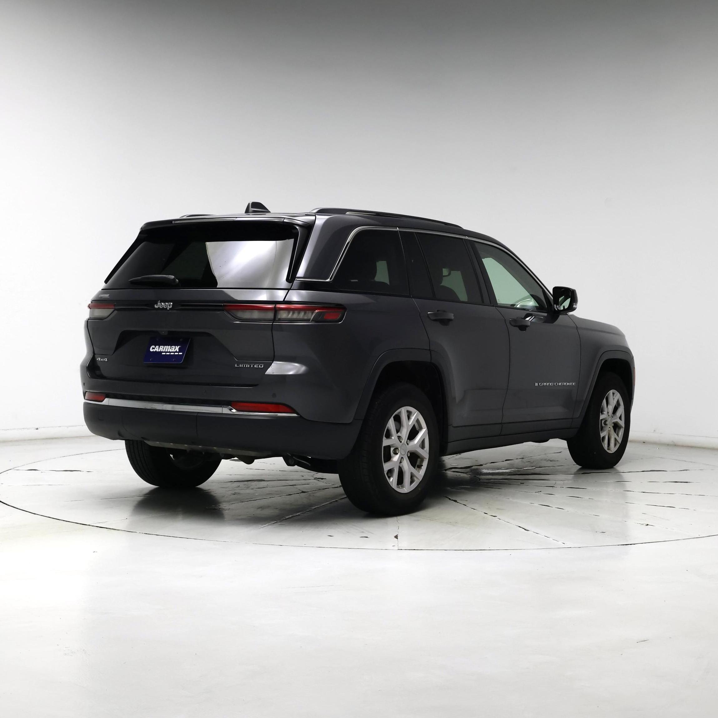 Thumbnail: 2022 Jeep Grand Cherokee - 8