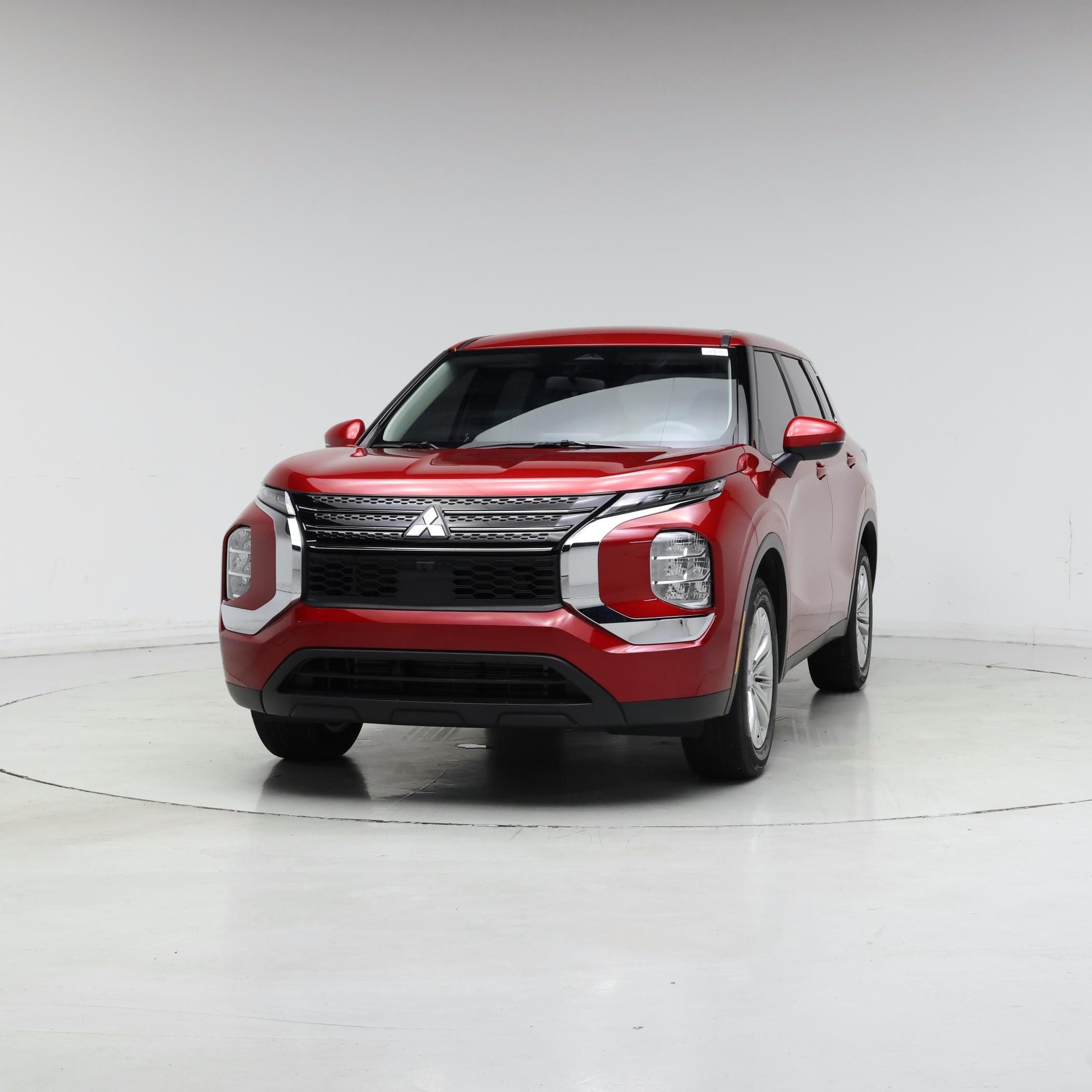 Thumbnail: 2024 Mitsubishi Outlander - 4
