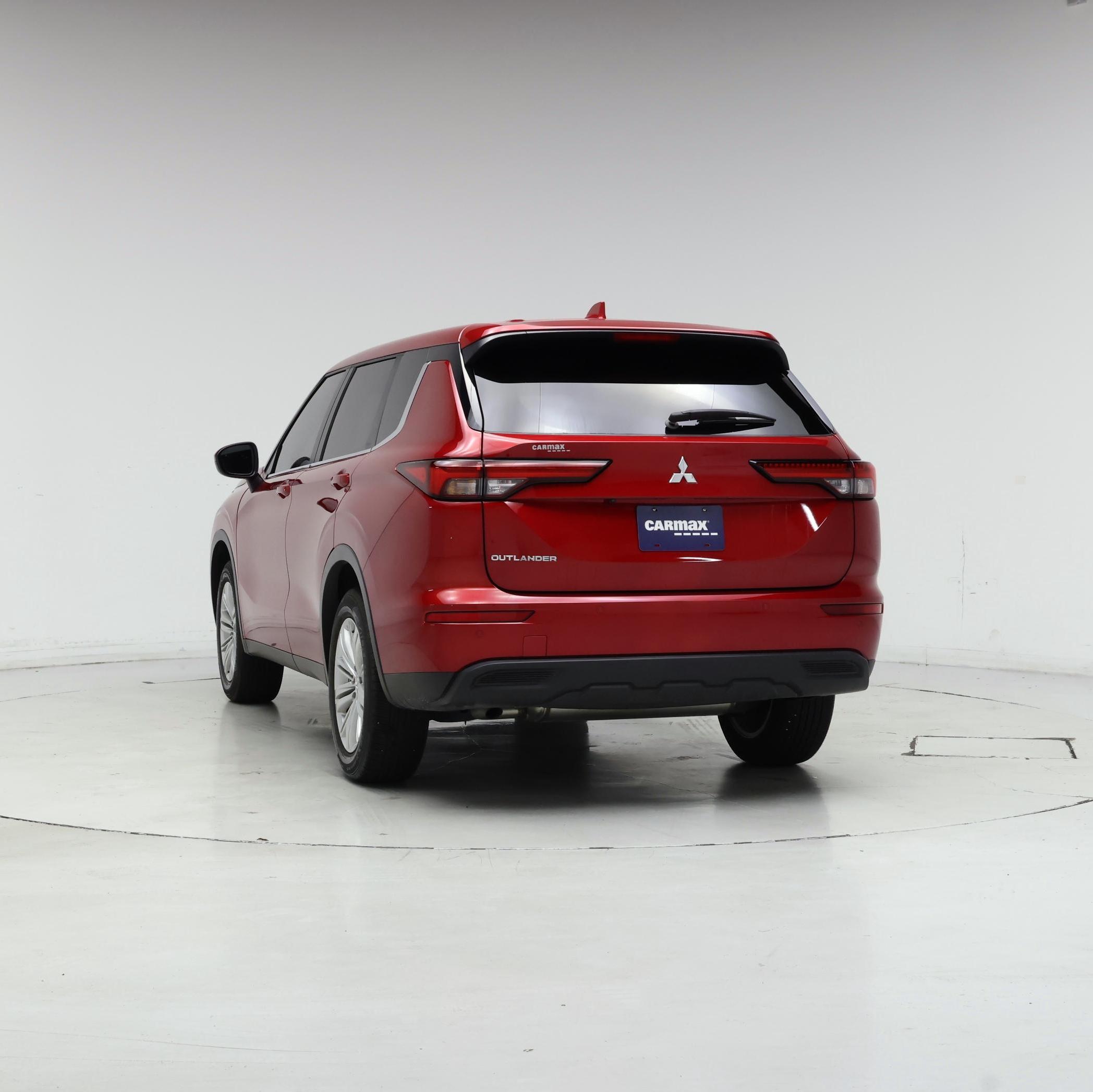 Thumbnail: 2024 Mitsubishi Outlander - 6