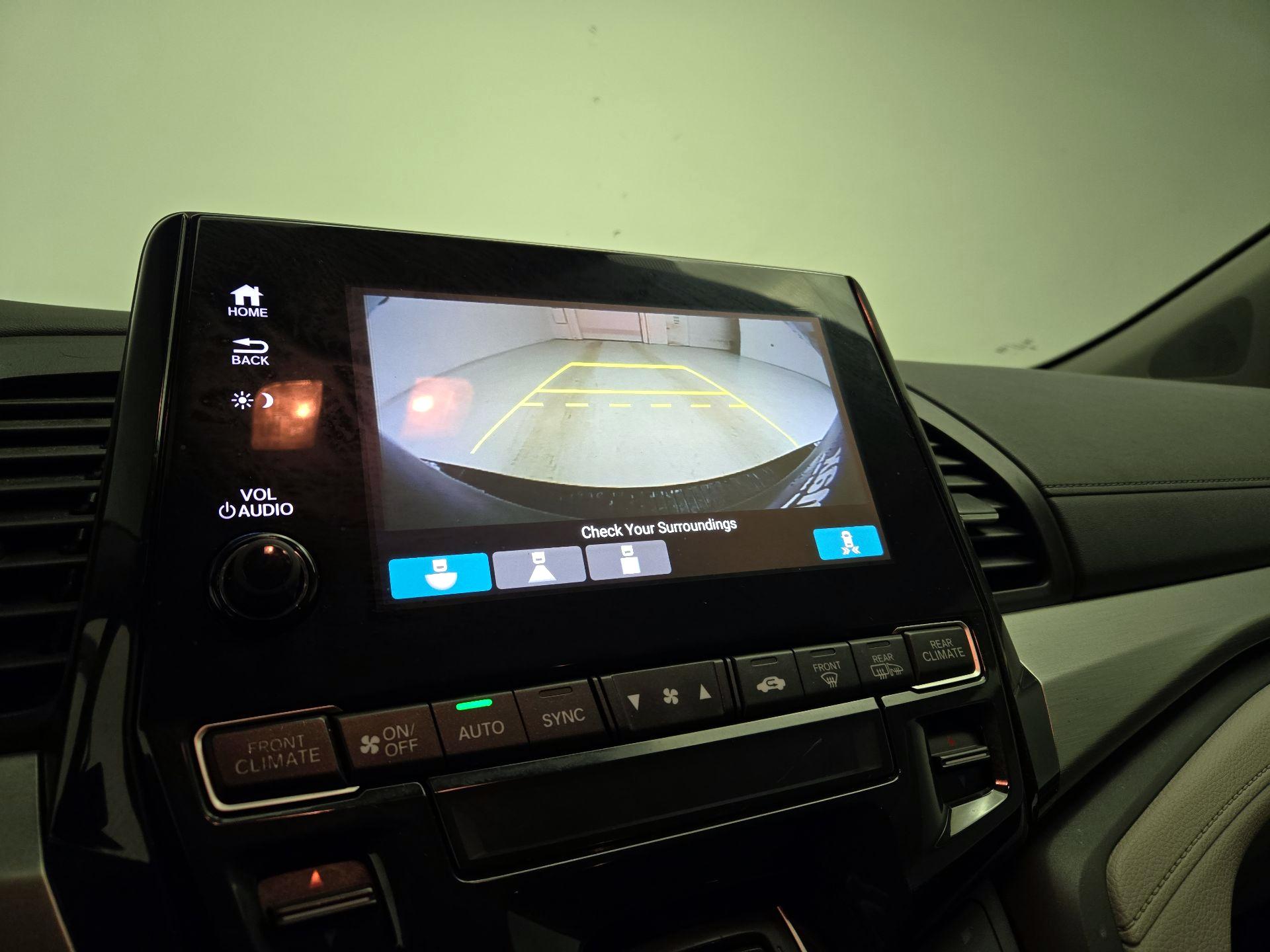 Thumbnail: 2019 Honda Odyssey - 14