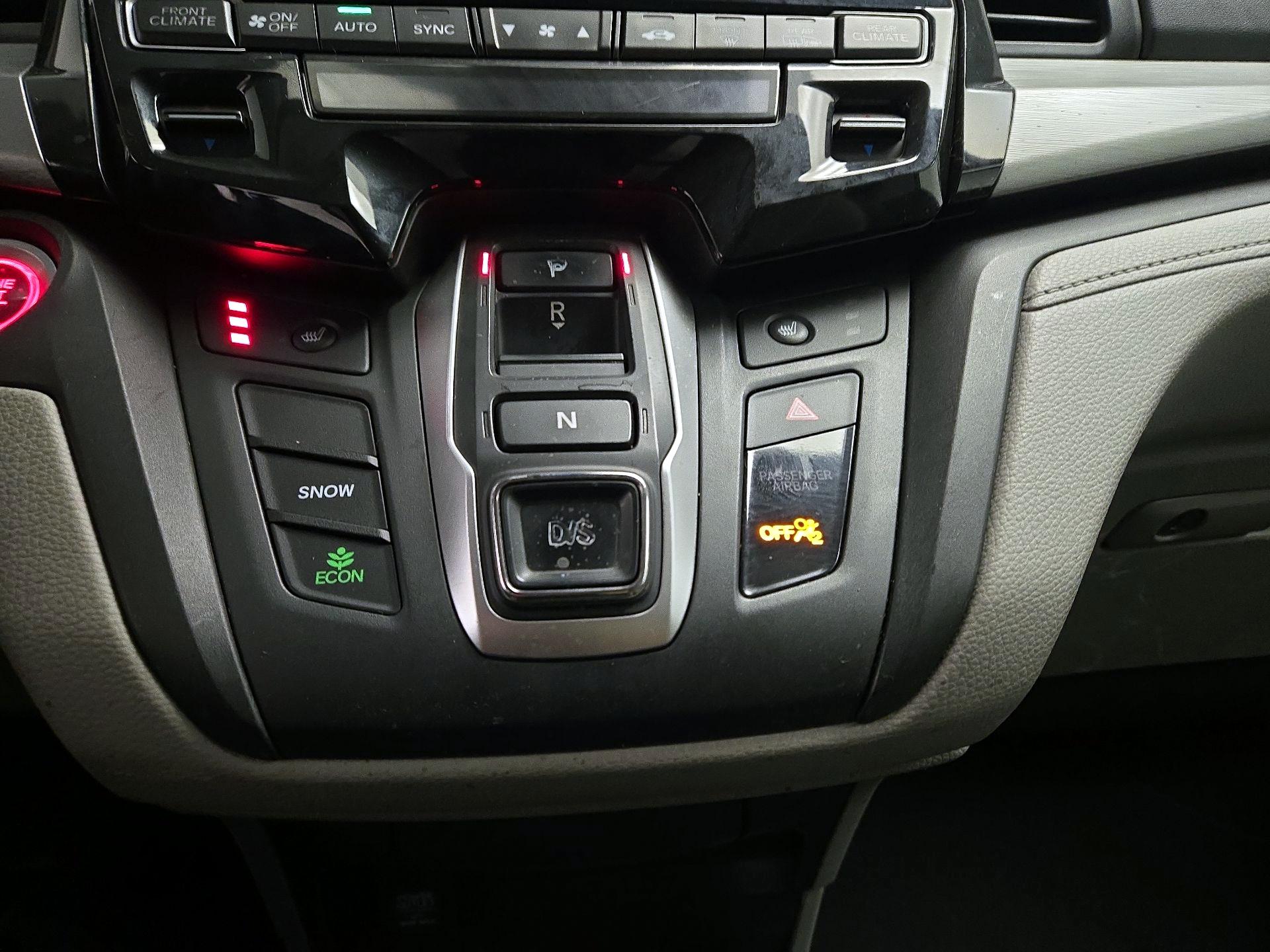 Thumbnail: 2019 Honda Odyssey - 17