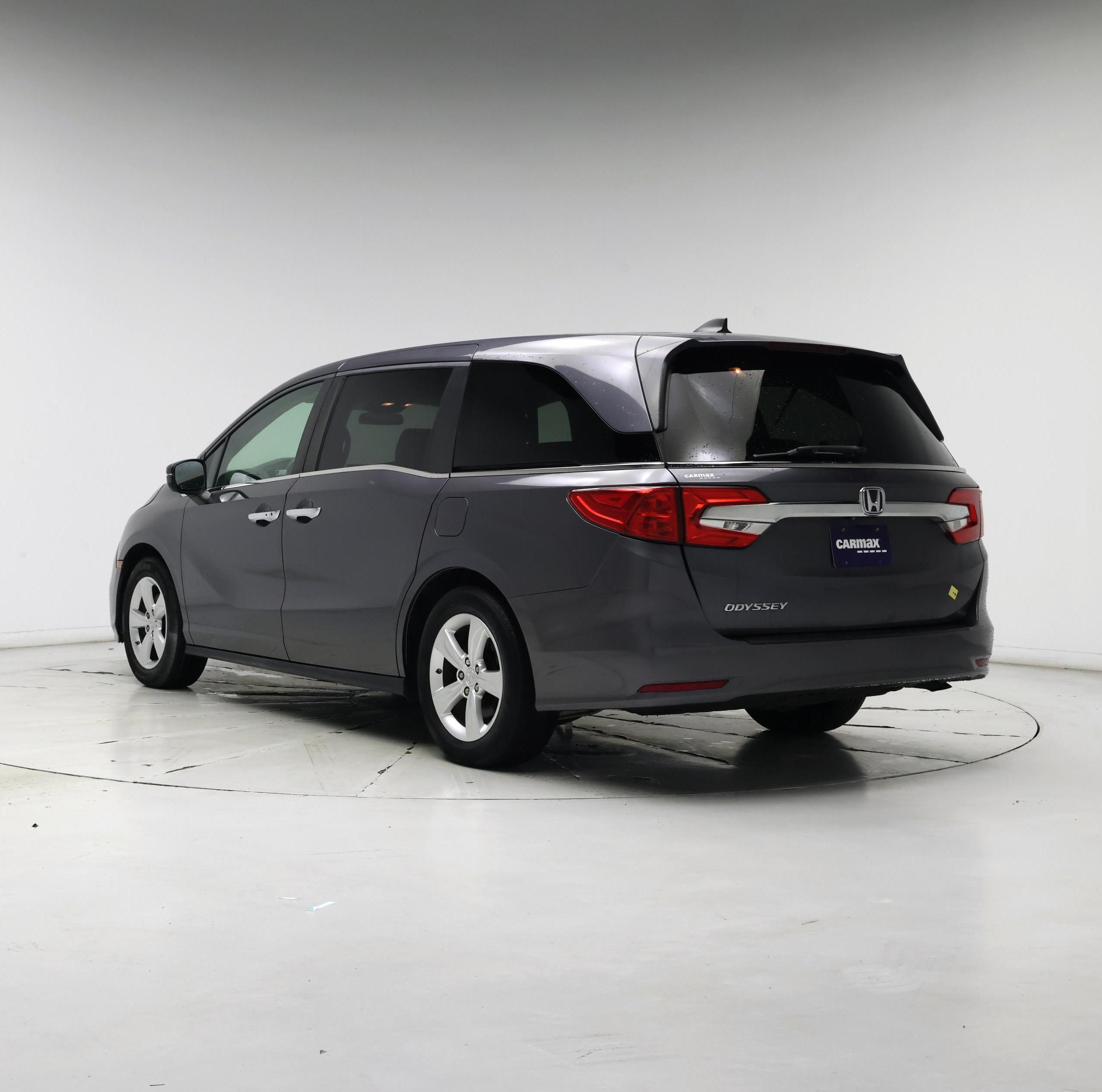 Thumbnail: 2019 Honda Odyssey - 2