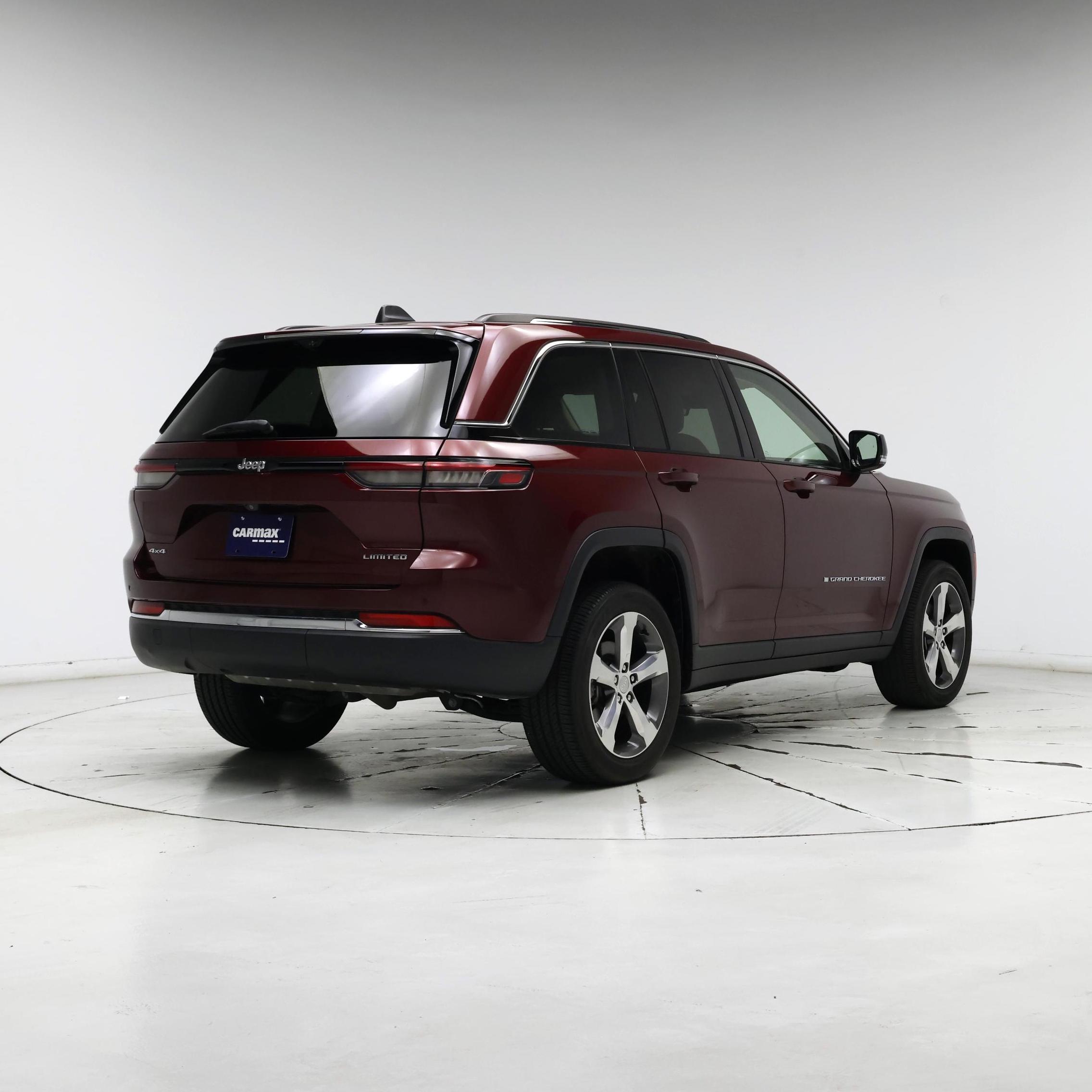 Thumbnail: 2022 Jeep Grand Cherokee - 8