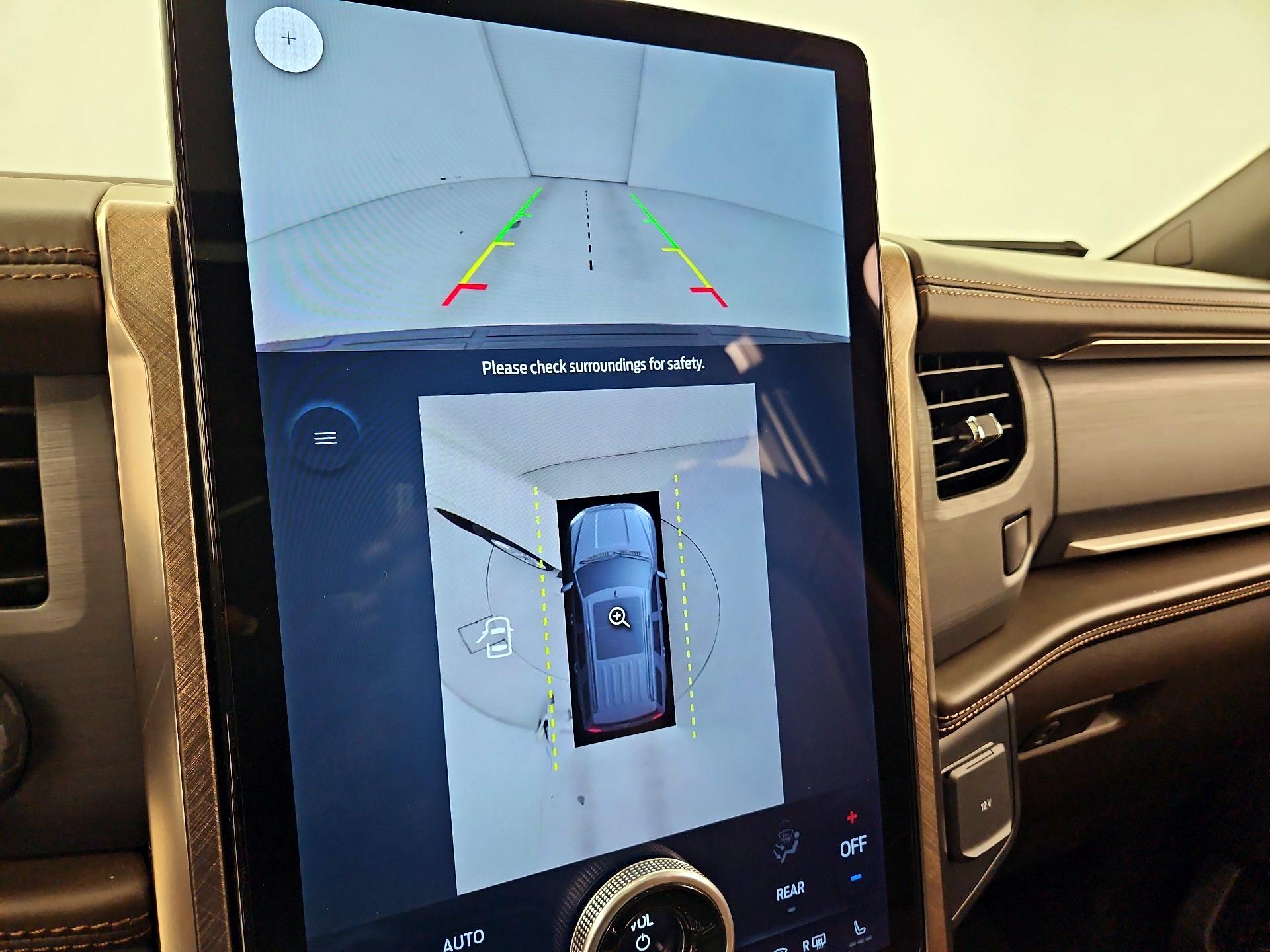 Thumbnail: 2023 Ford Expedition MAX - 15